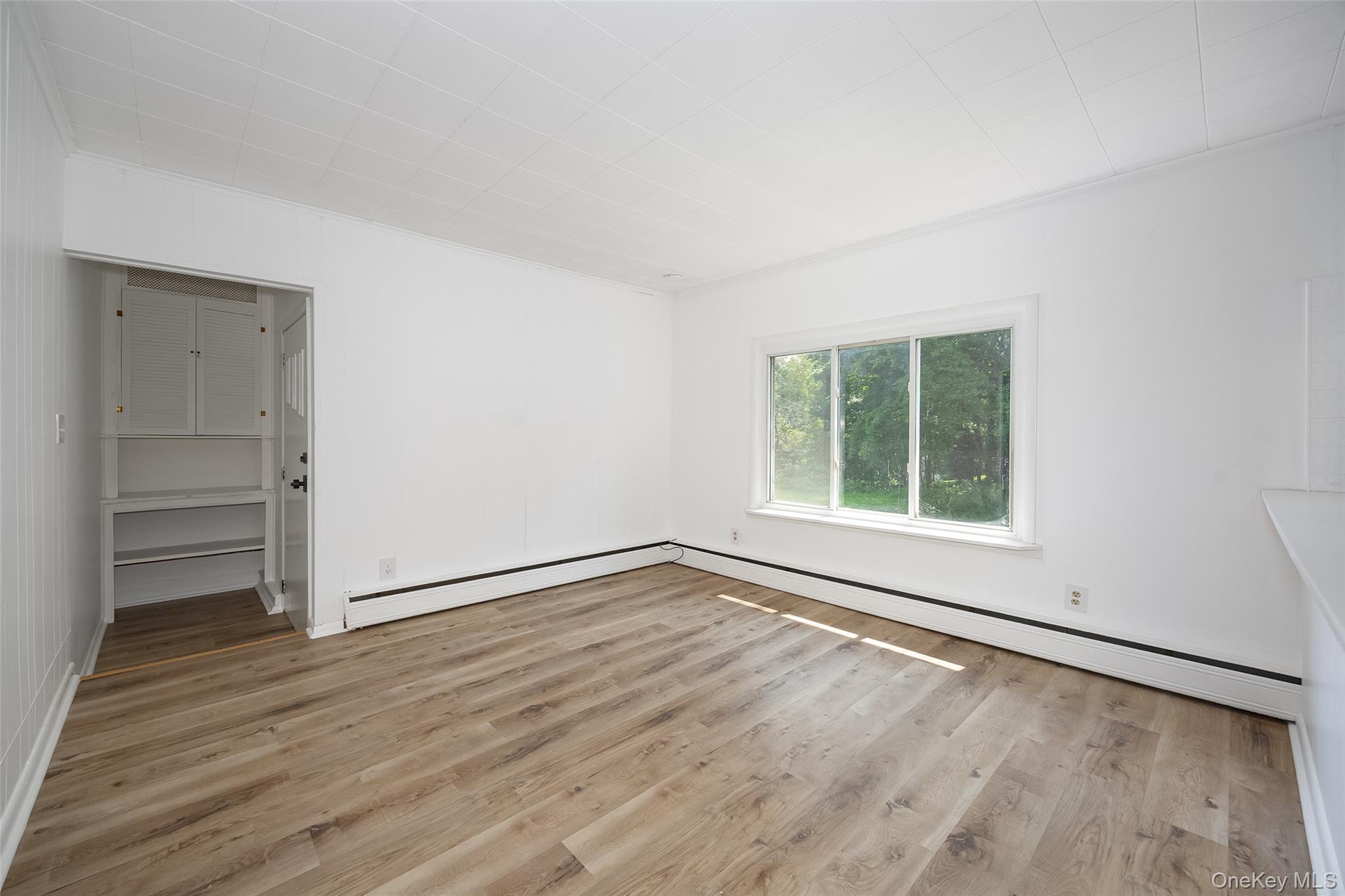 216 Hobbs Lane, Unit B photo 6