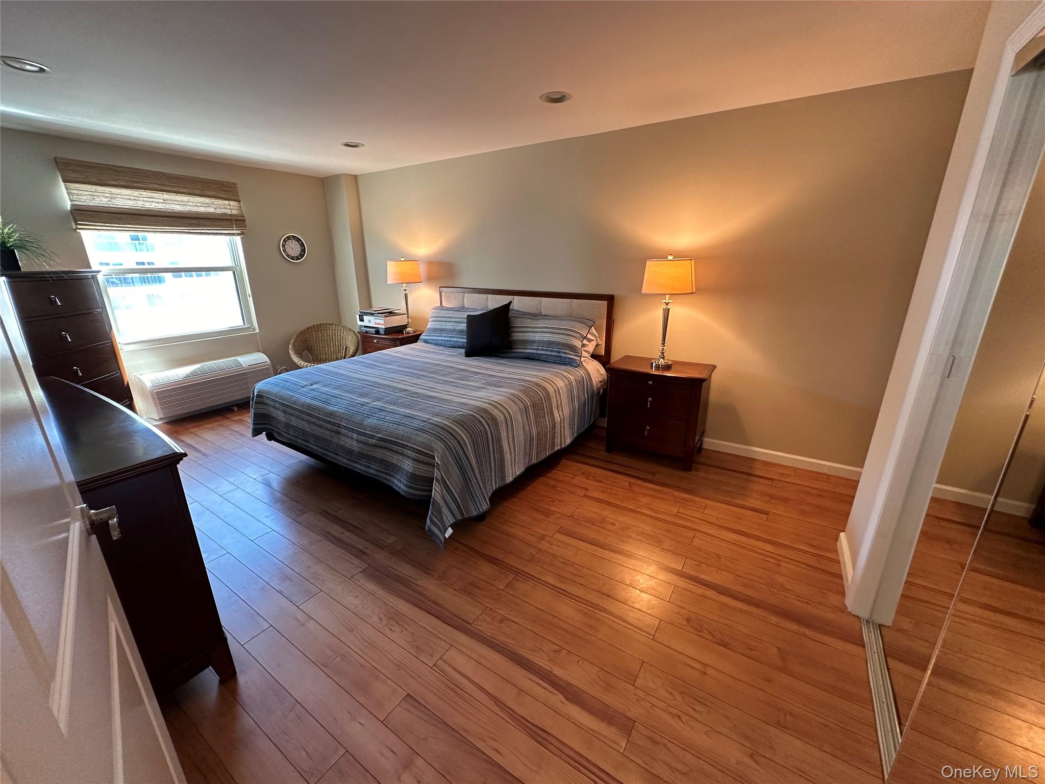 360 Shore Road, Unit 7B photo 10