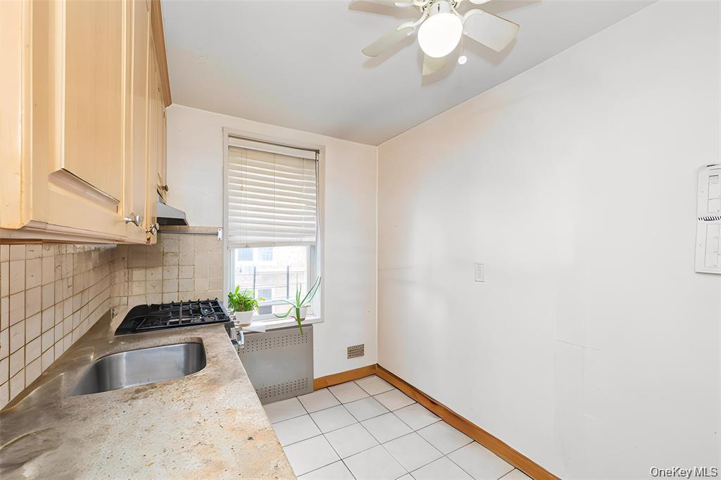 110 Brooklyn Avenue, Unit 3ZZ photo 7
