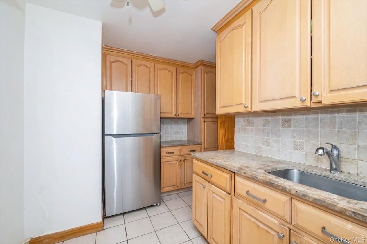 110 Brooklyn Avenue, Unit 3ZZ photo 5