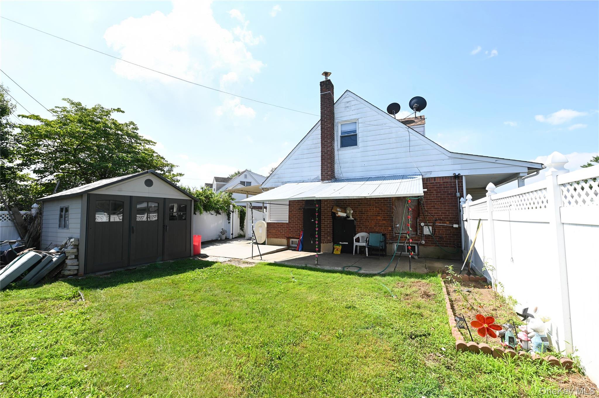 1 Douglas Drive – For Sale photo 18