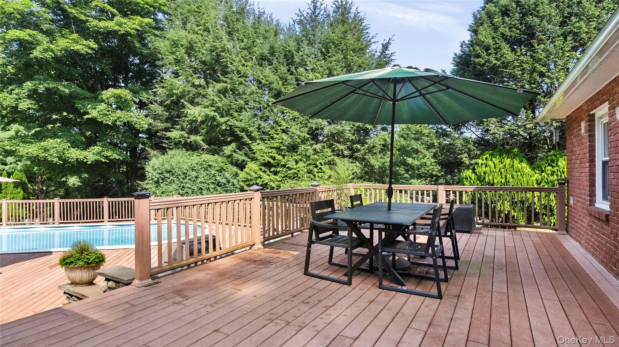 1 Morris Road – For Sale photo 2