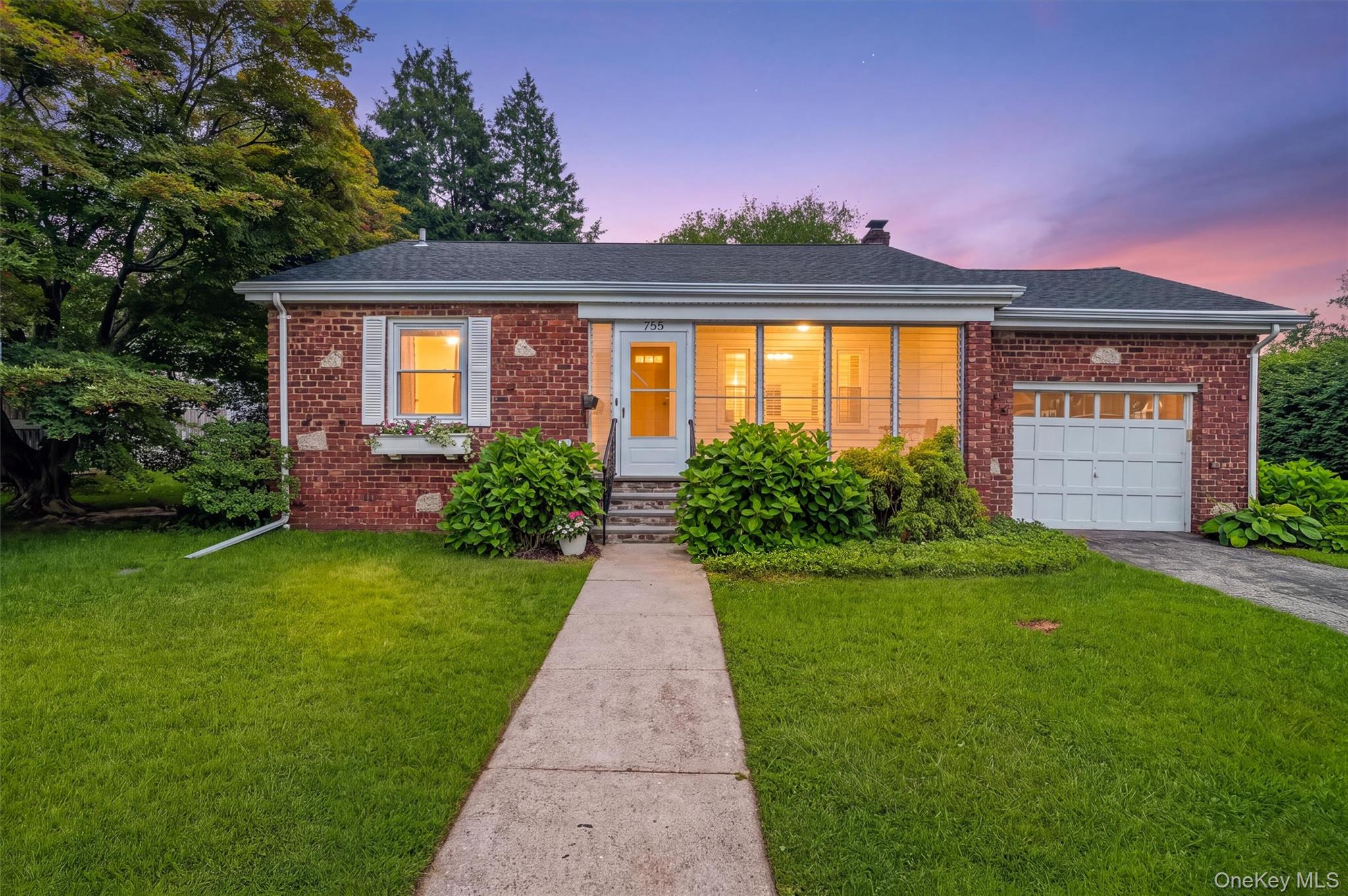 755 Hoover Avenue – For Sale