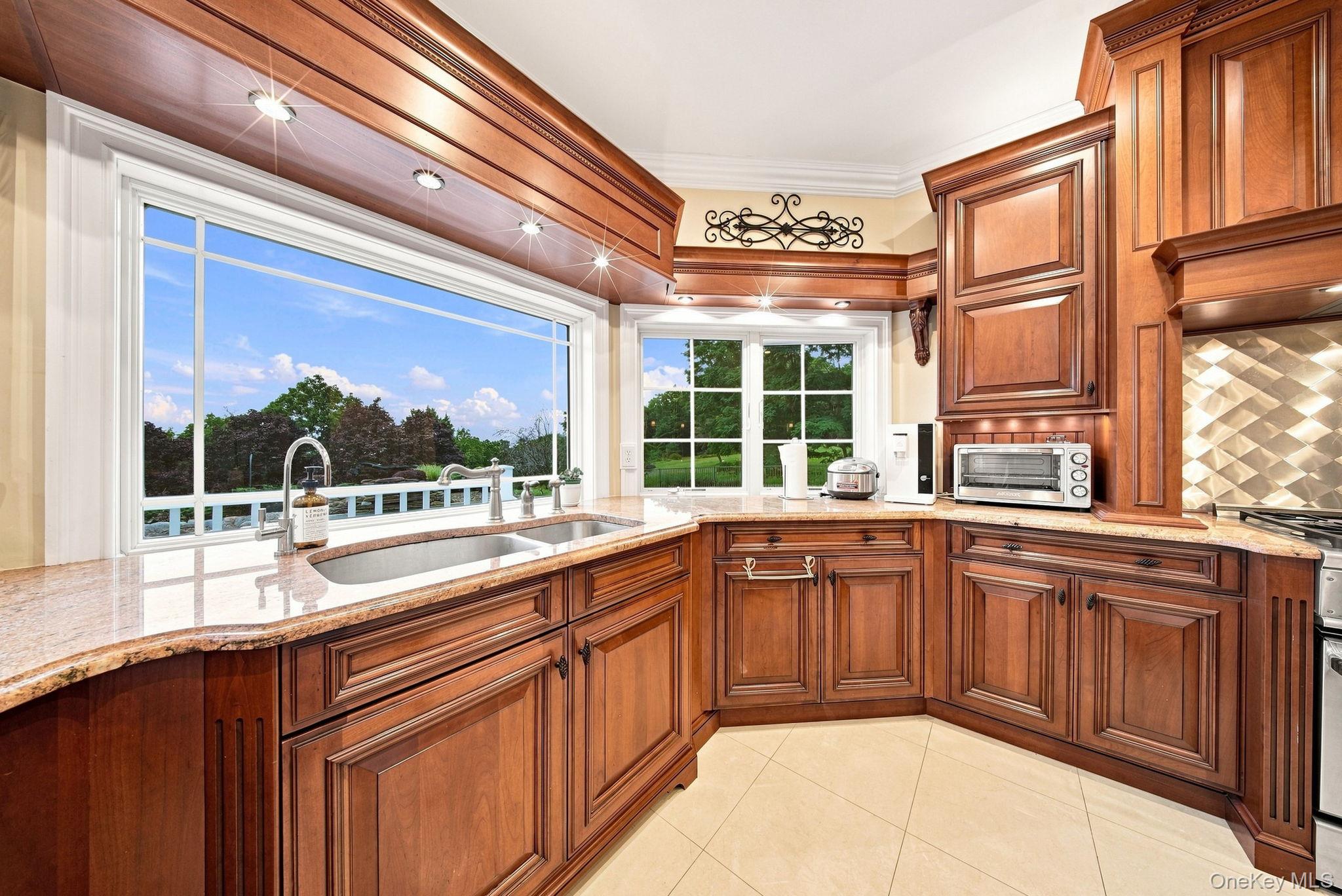 345 Mountain Road – For Sale photo 9