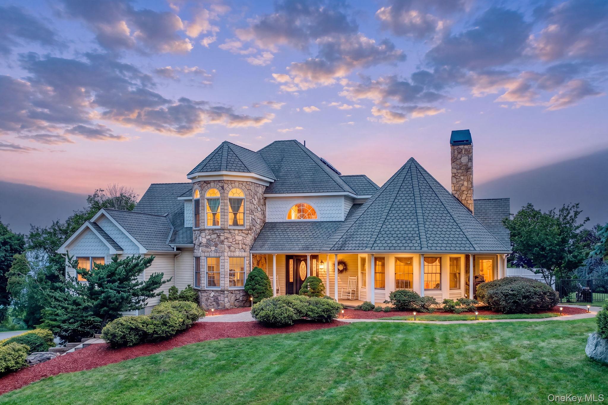 345 Mountain Road – For Sale