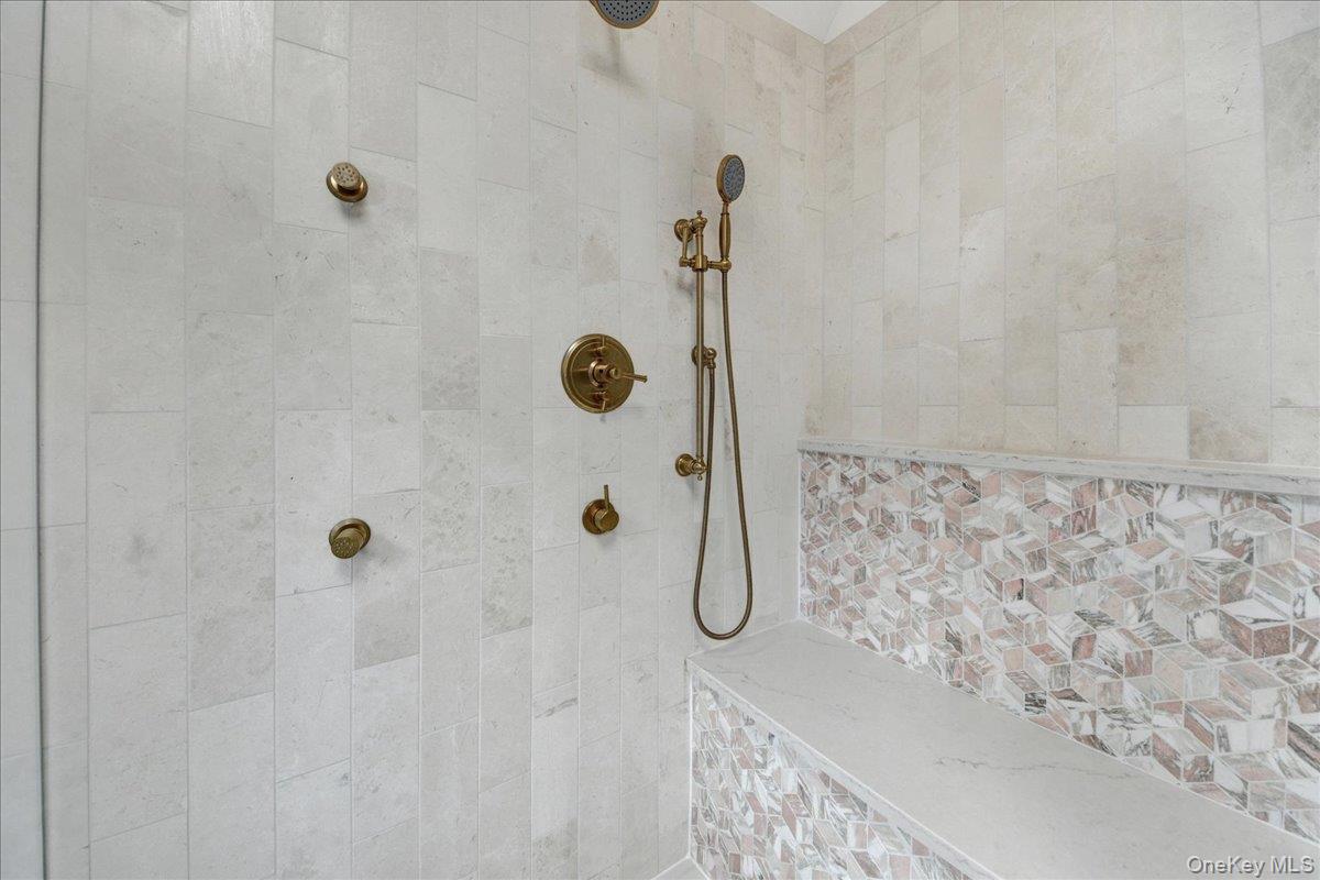 7 Denman Place – For Sale photo 27