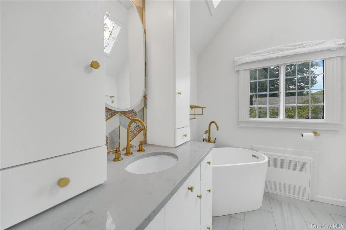 7 Denman Place – For Sale photo 24