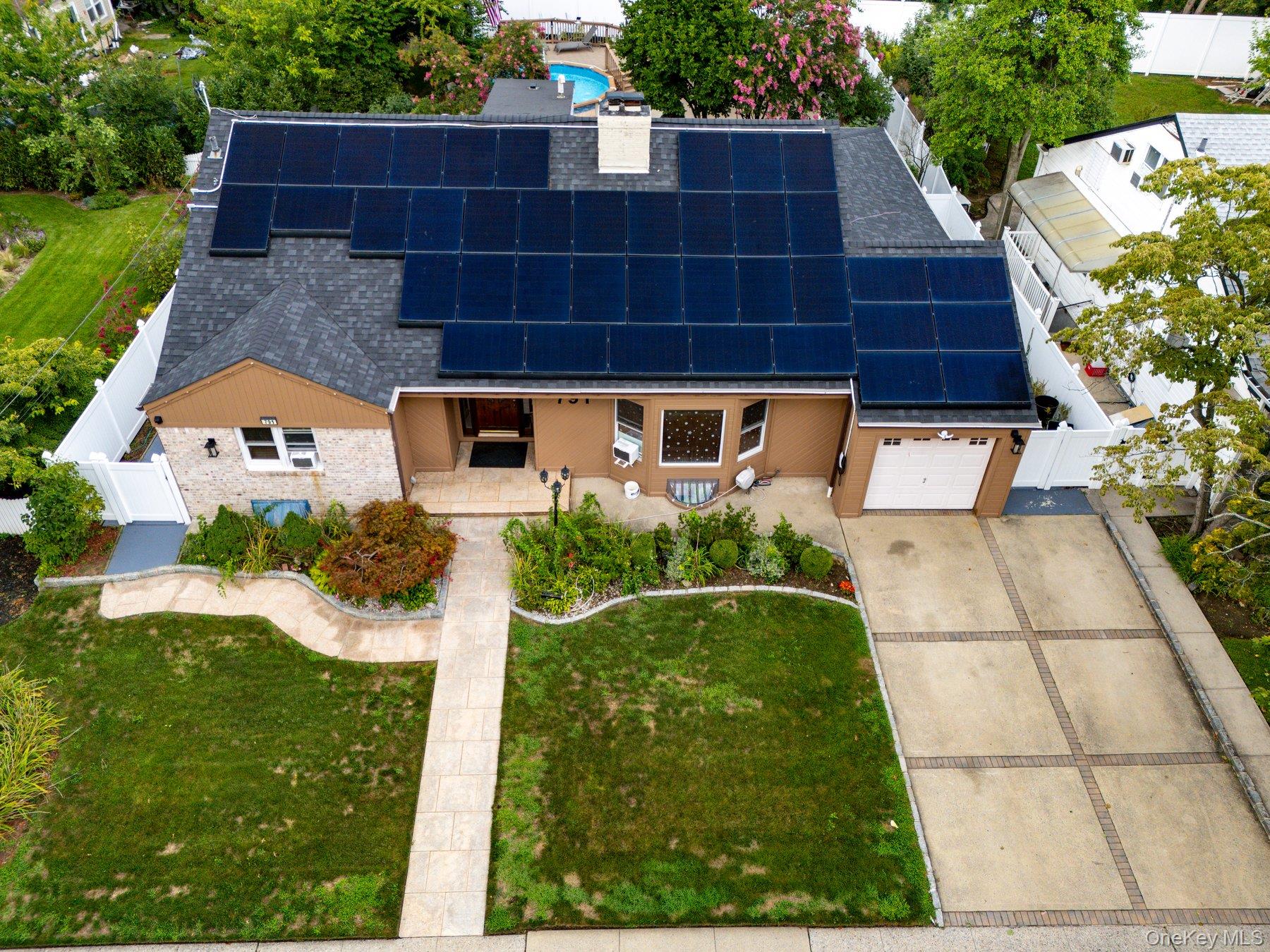 791 Cornwell Avenue – For Sale photo 35