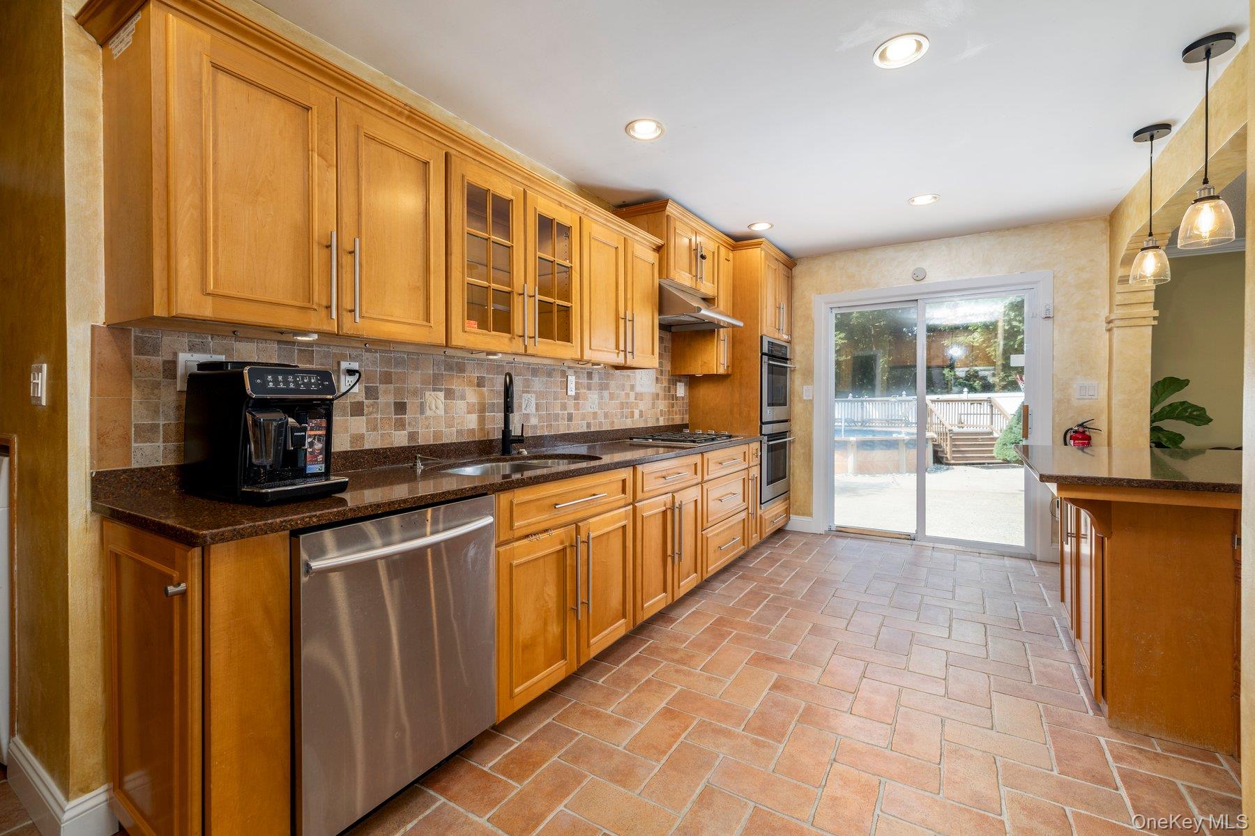 791 Cornwell Avenue – For Sale photo 15