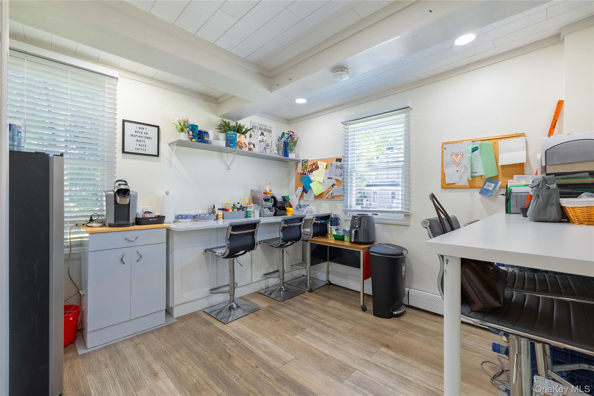 256 N Wellwood Avenue – For Rent photo 10