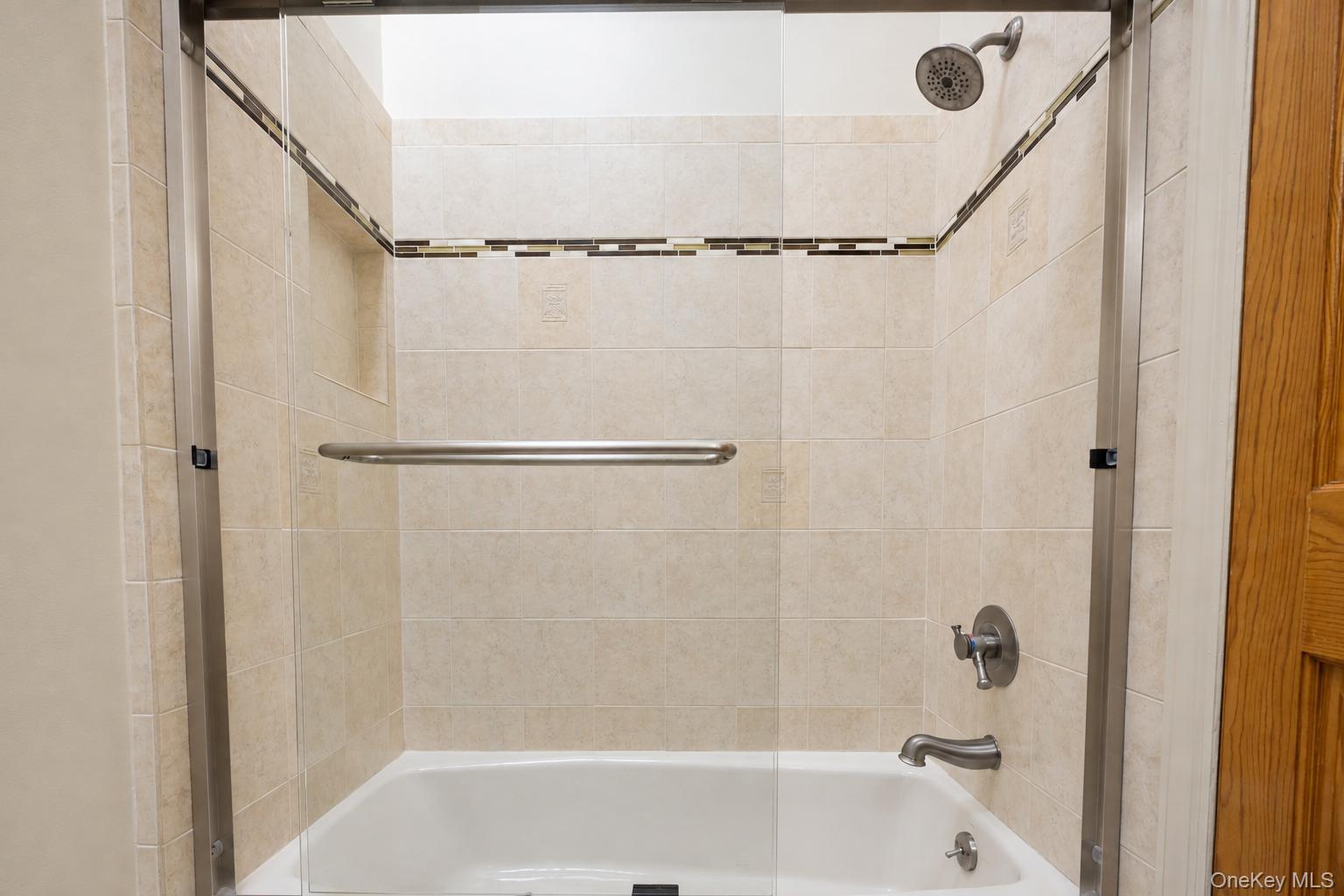 29 Niewood Drive – For Sale photo 33
