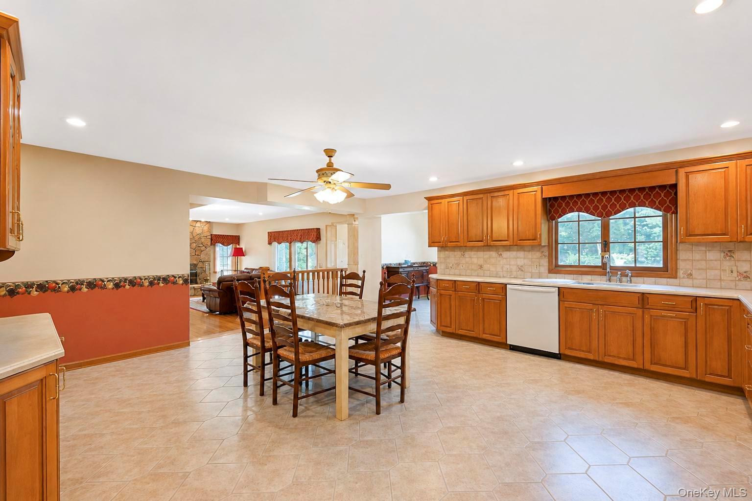 29 Niewood Drive – For Sale photo 18