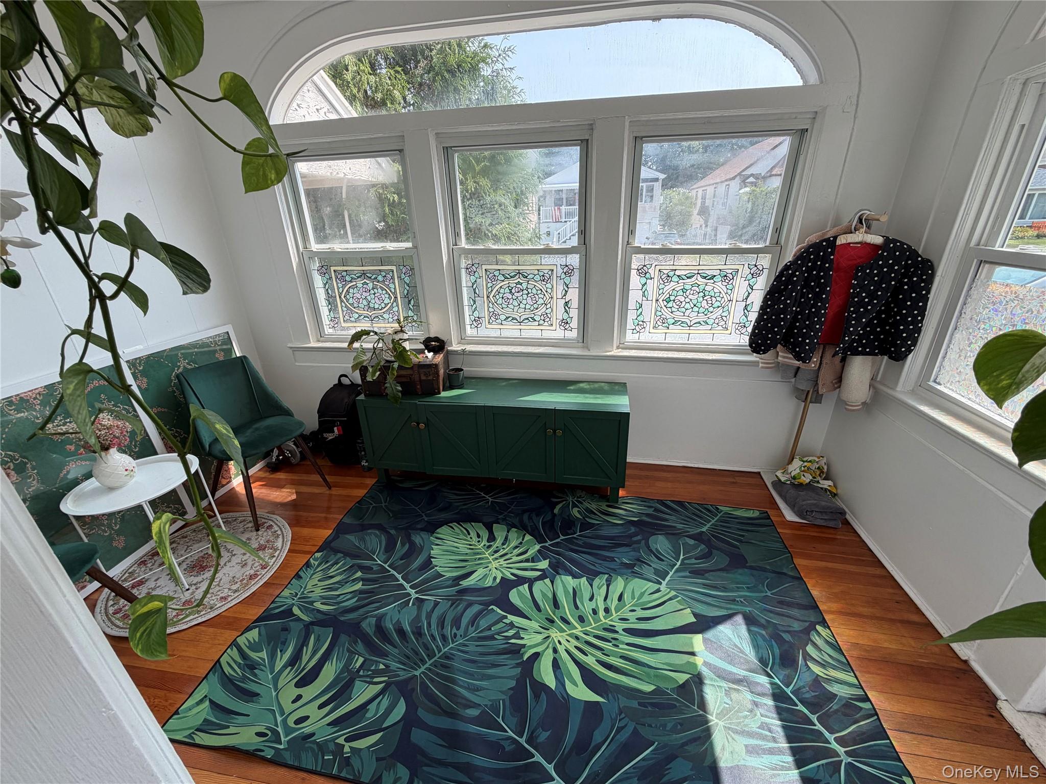527 W Beech Street, Unit 1 photo 9