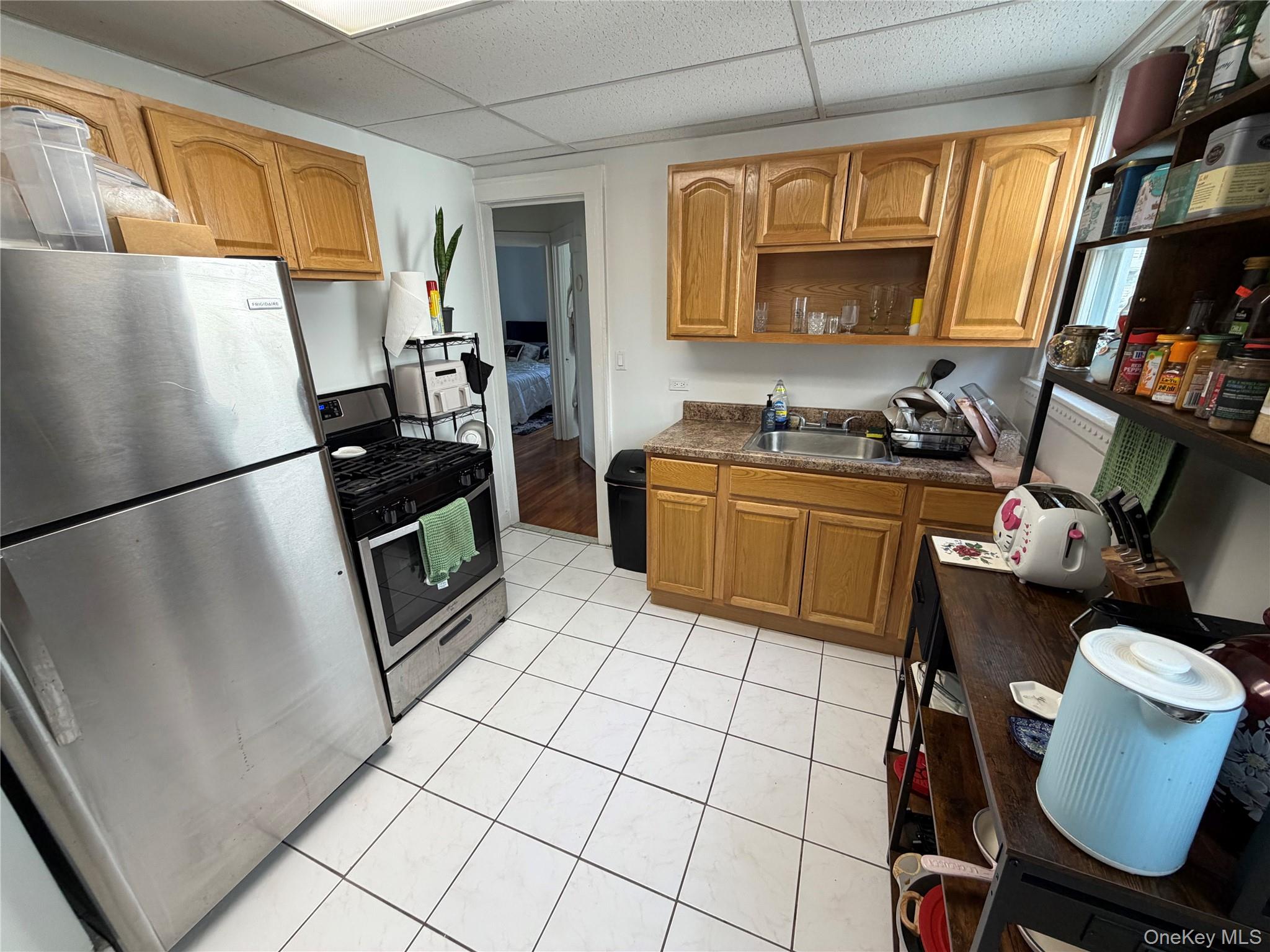 527 W Beech Street, Unit 1 photo 3