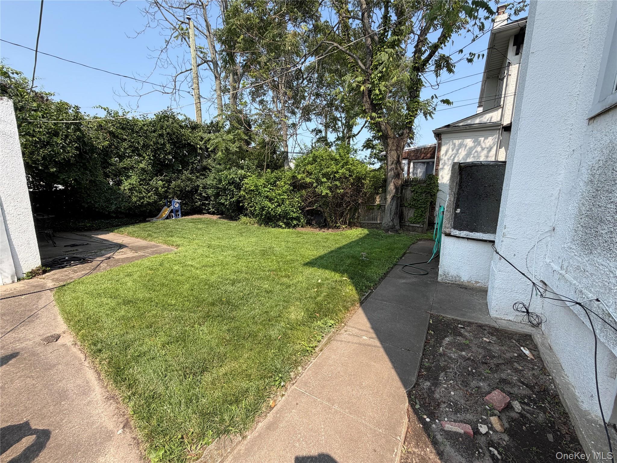 527 W Beech Street, Unit 1 photo 15