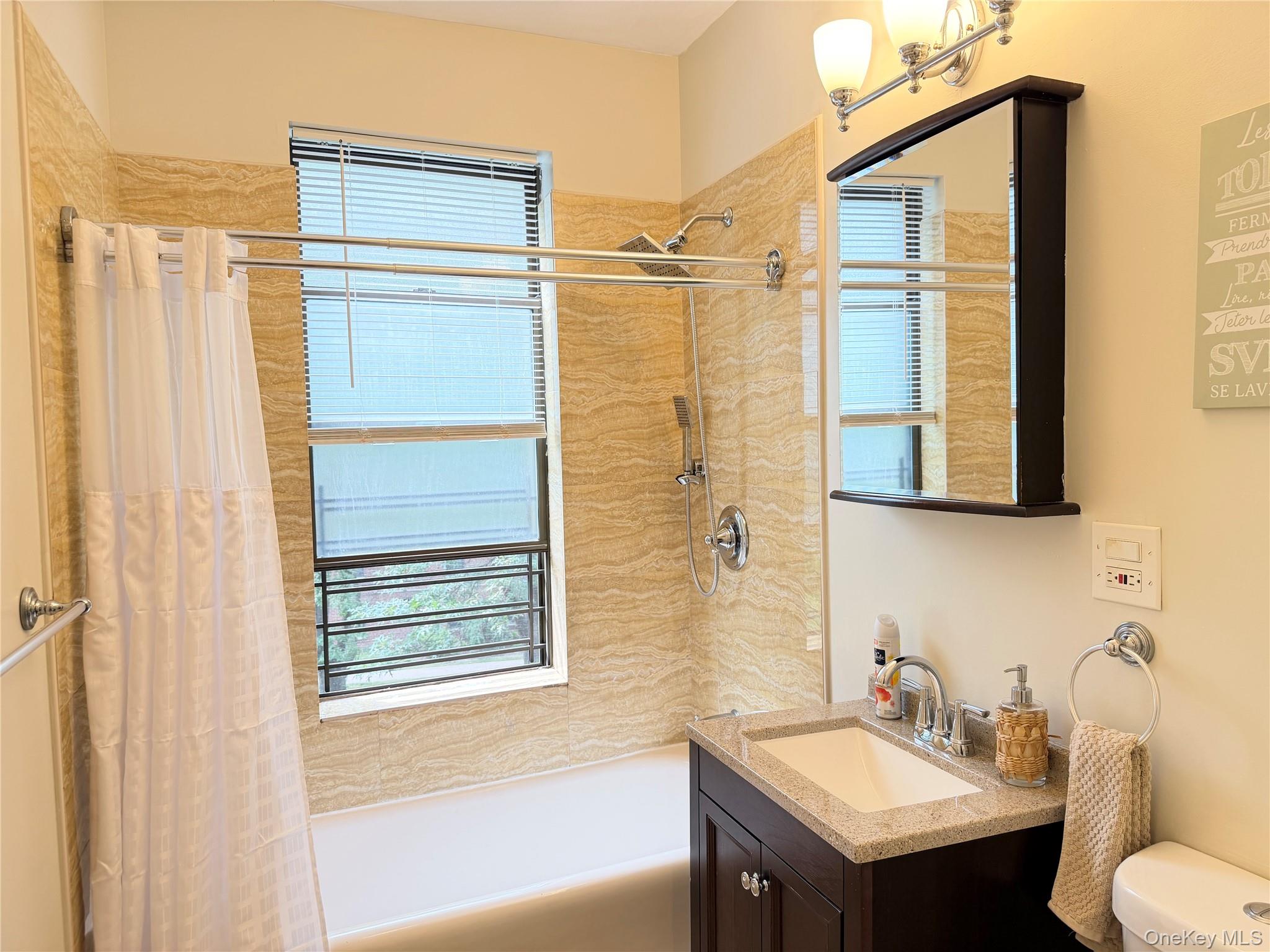 531 Lincoln Avenue E, Unit 5L photo 22