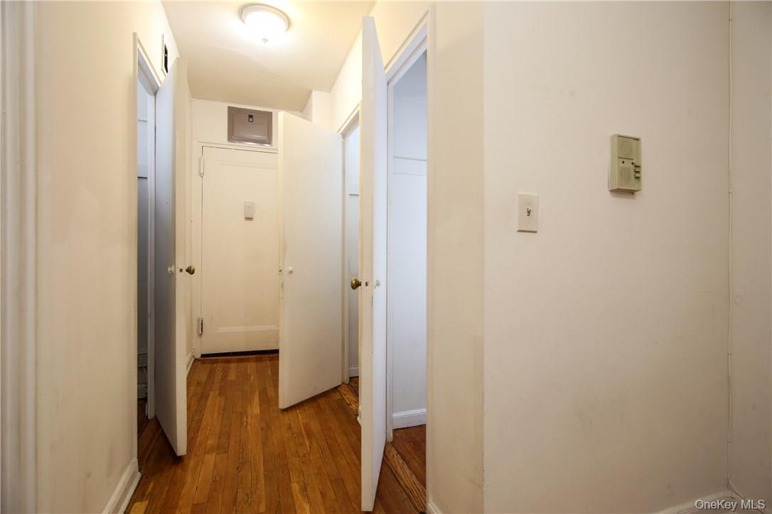 70 Sherman Avenue, Unit 1K photo 4