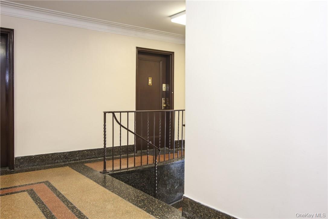 70 Sherman Avenue, Unit 1K photo 3