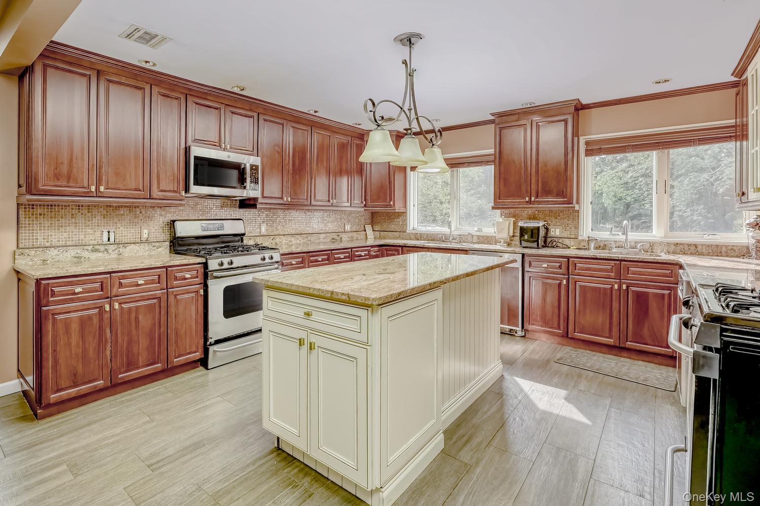41 S Parker Drive – For Sale photo 9