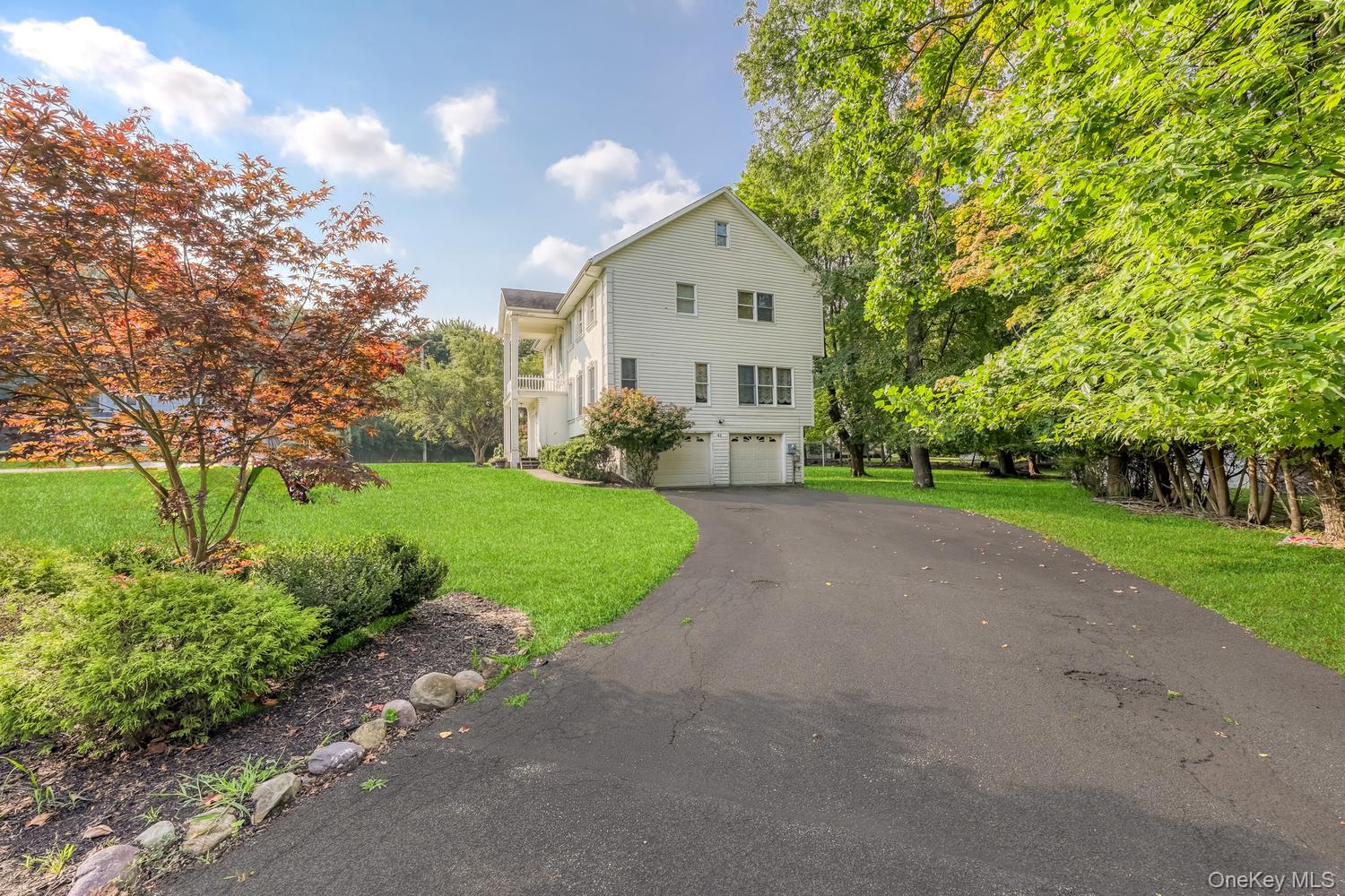 41 S Parker Drive – For Sale photo 2