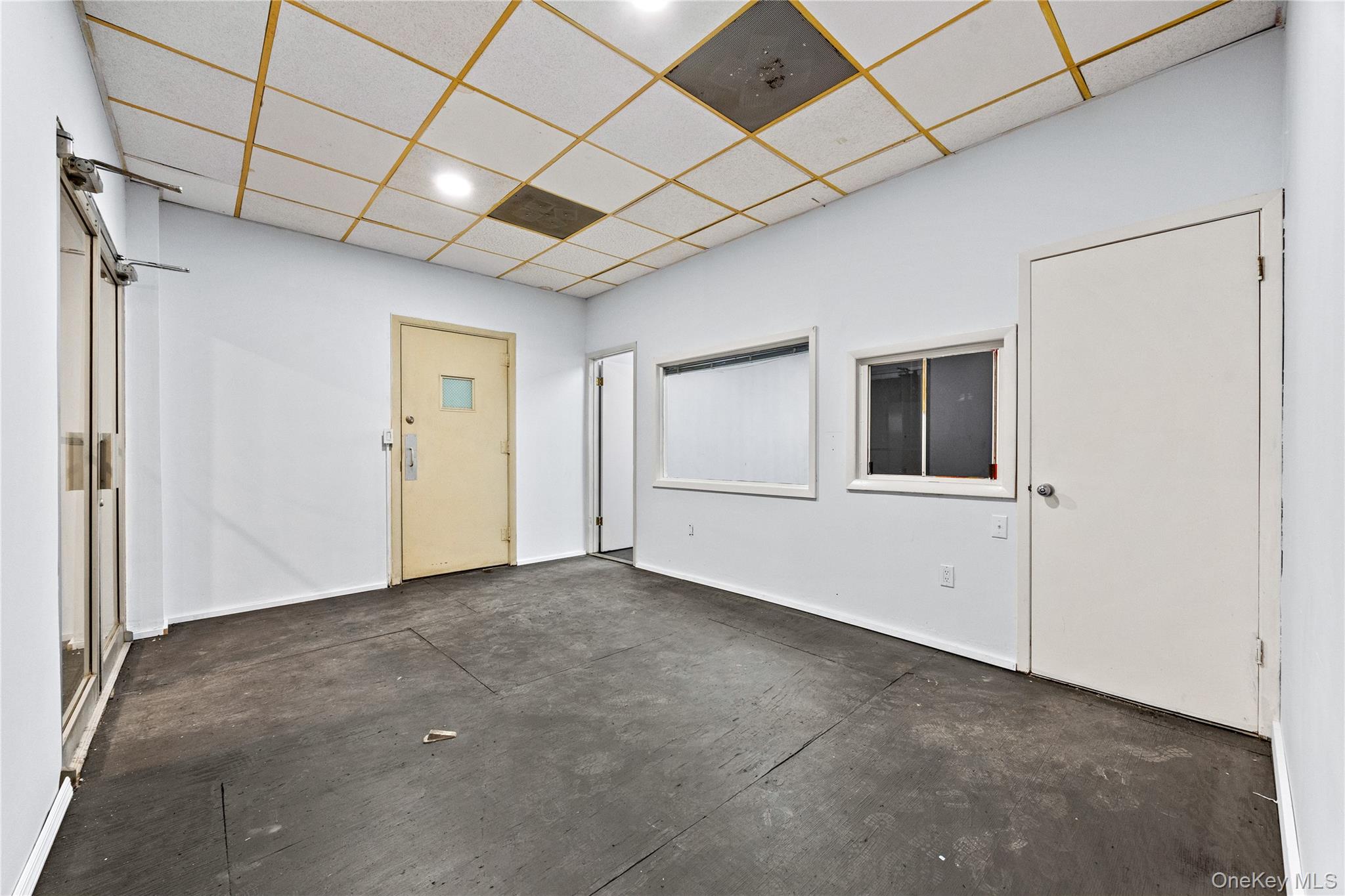 76-14 Rockaway Boulevard – For Sale photo 6