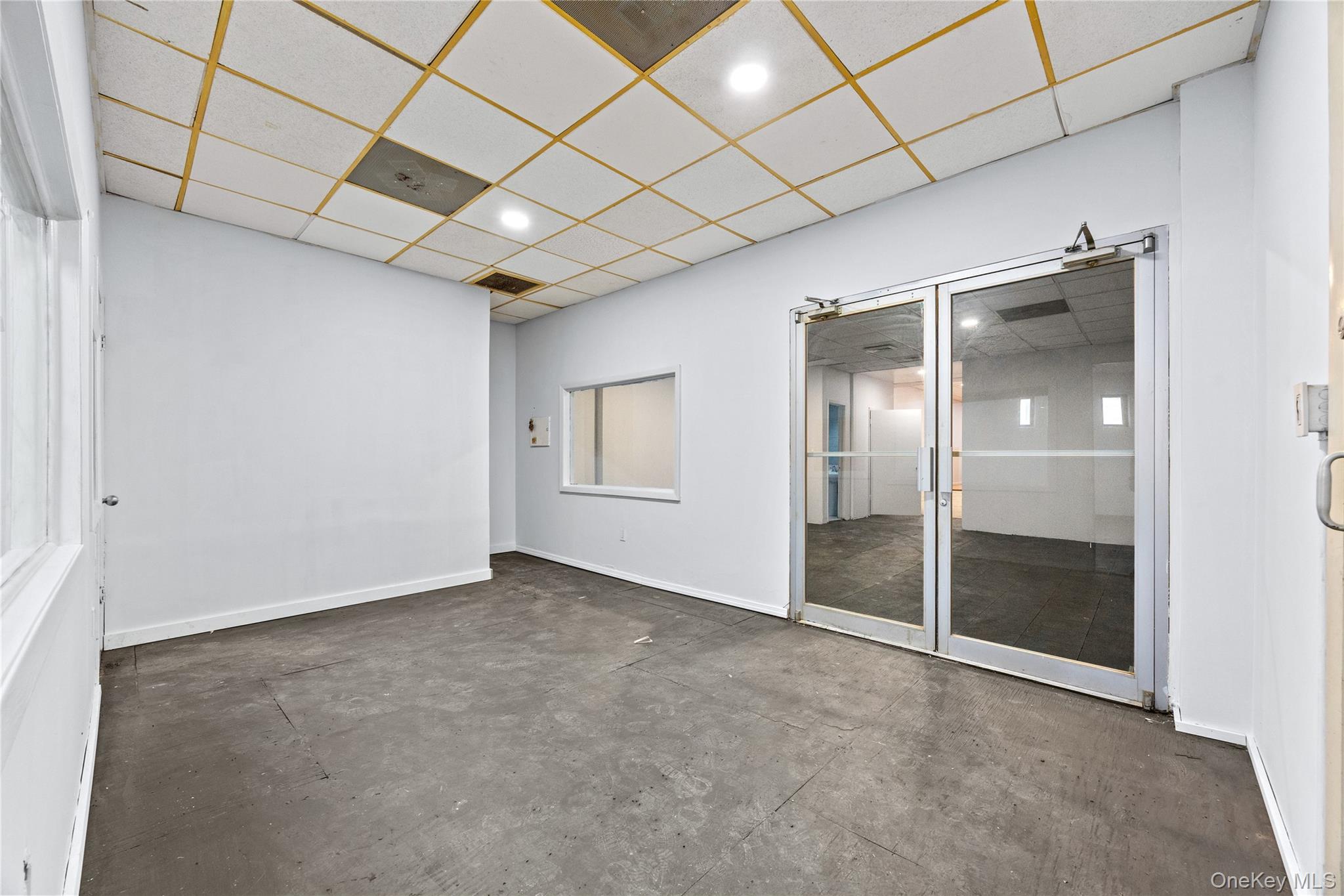 76-14 Rockaway Boulevard – For Sale photo 5