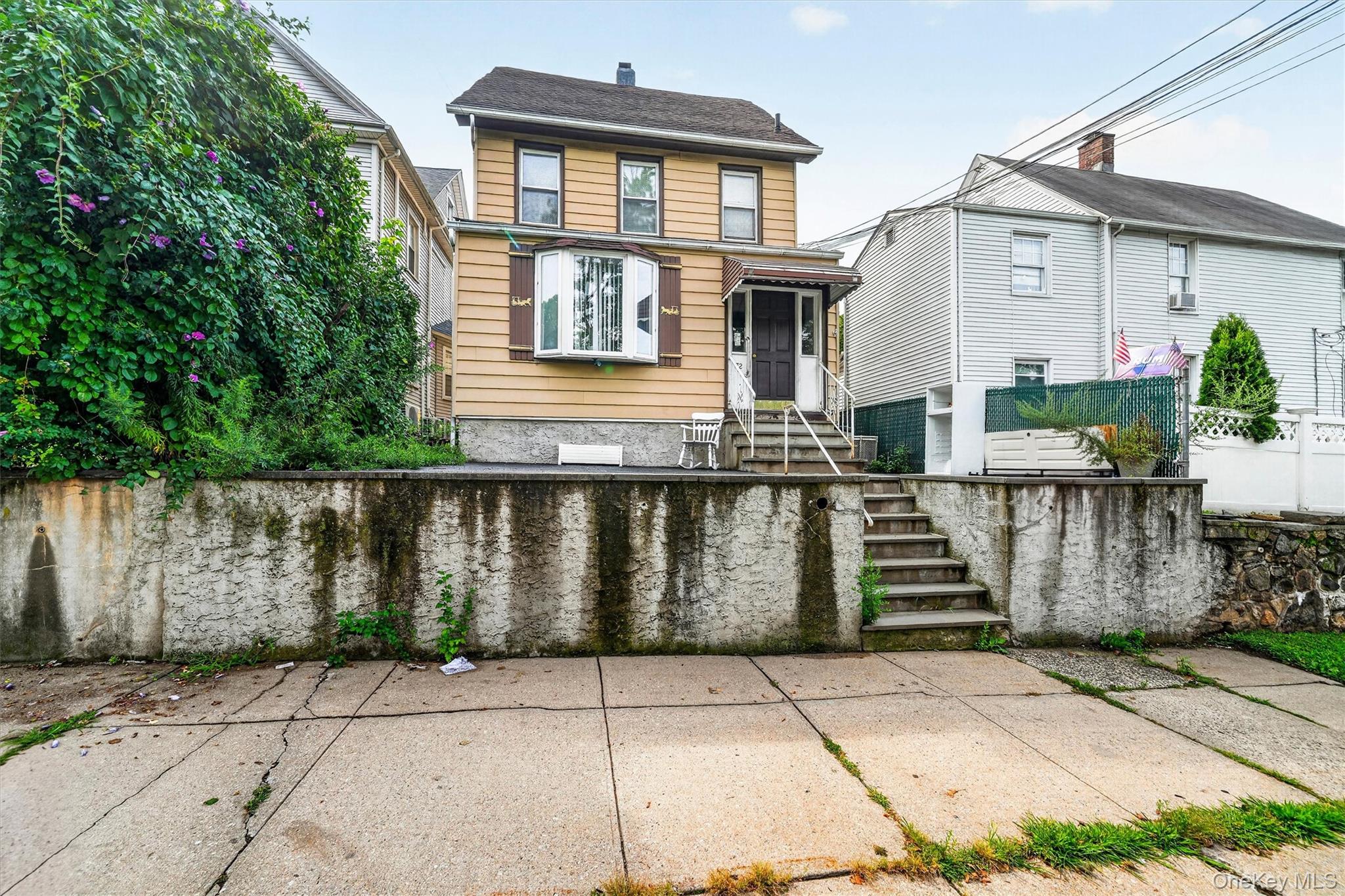 72 Bayard Street – For Rent photo 2