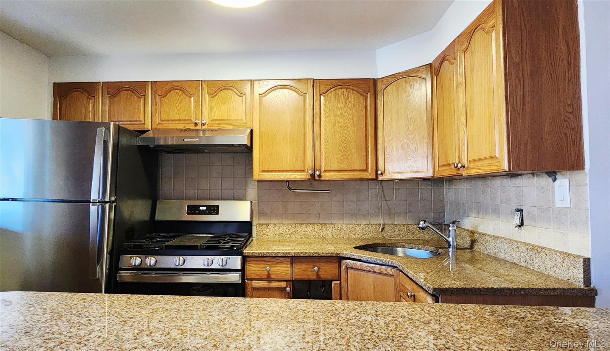 6431 Admiral Avenue – For Sale photo 13