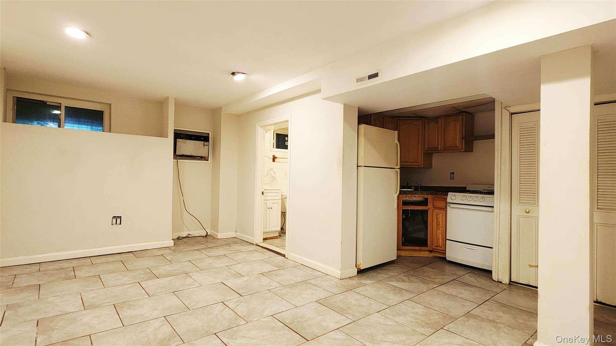 6431 Admiral Avenue – For Sale photo 18