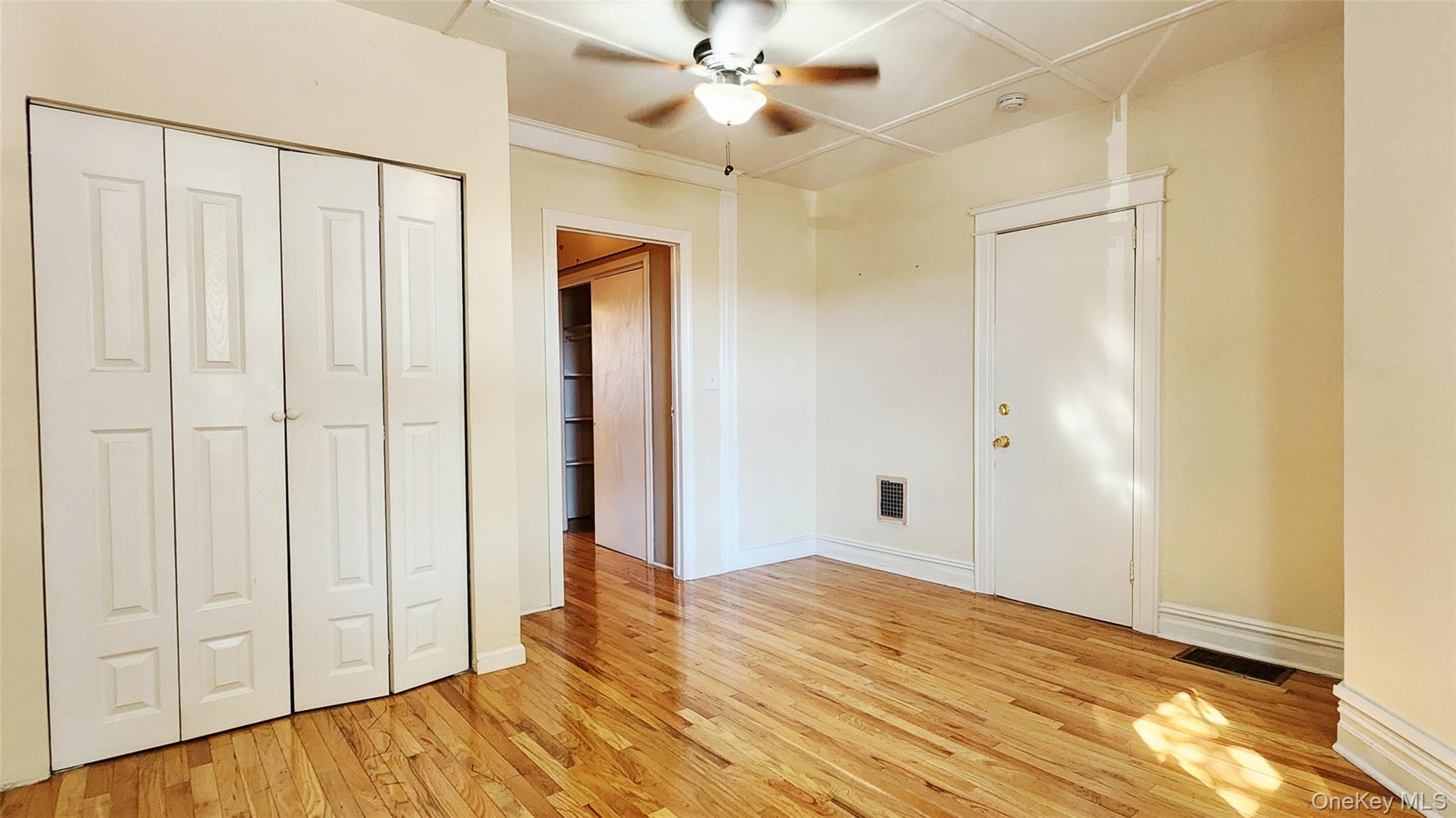 6431 Admiral Avenue – For Sale photo 3