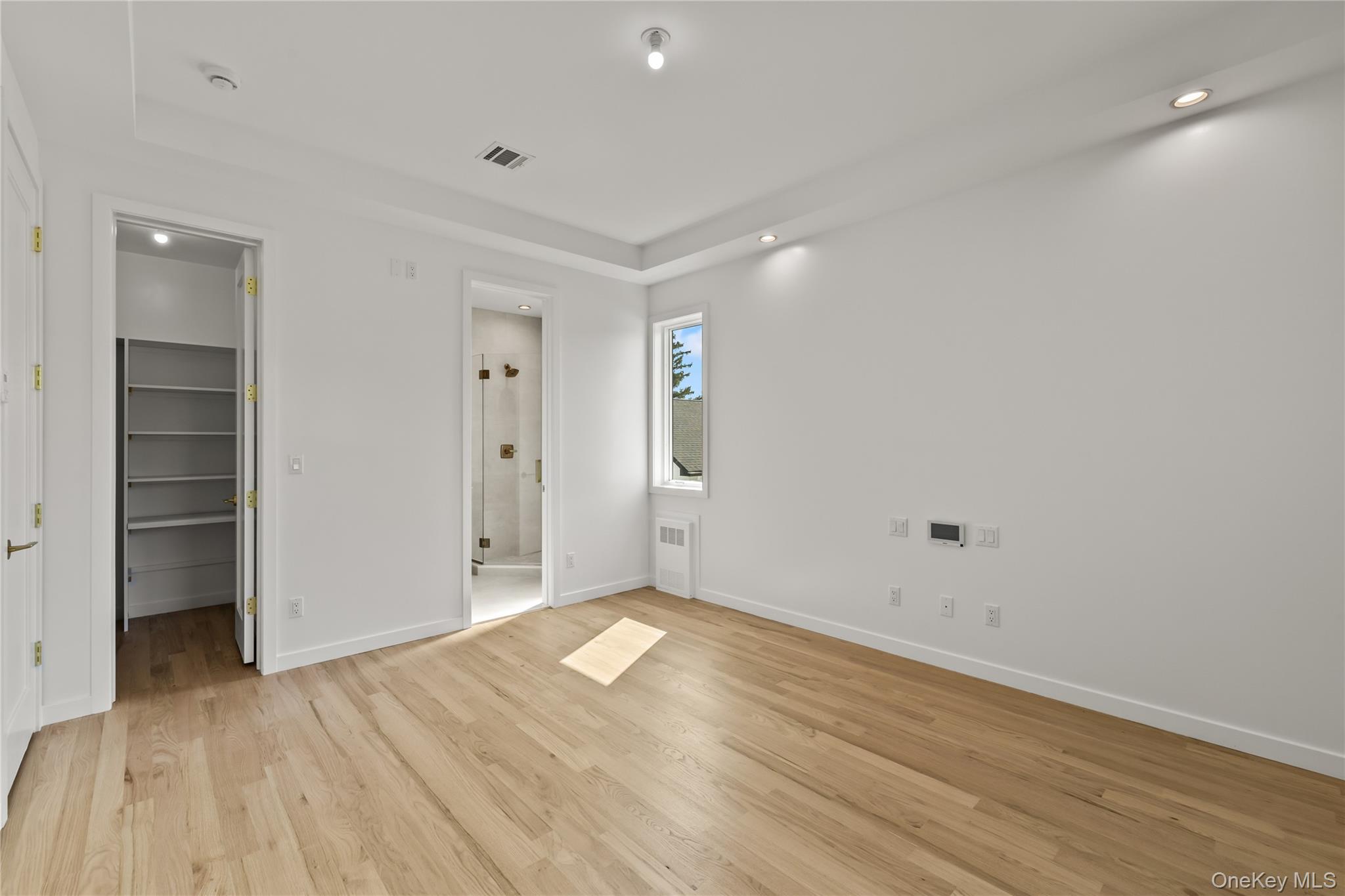 48 Noyes Avenue, Unit 201 photo 27