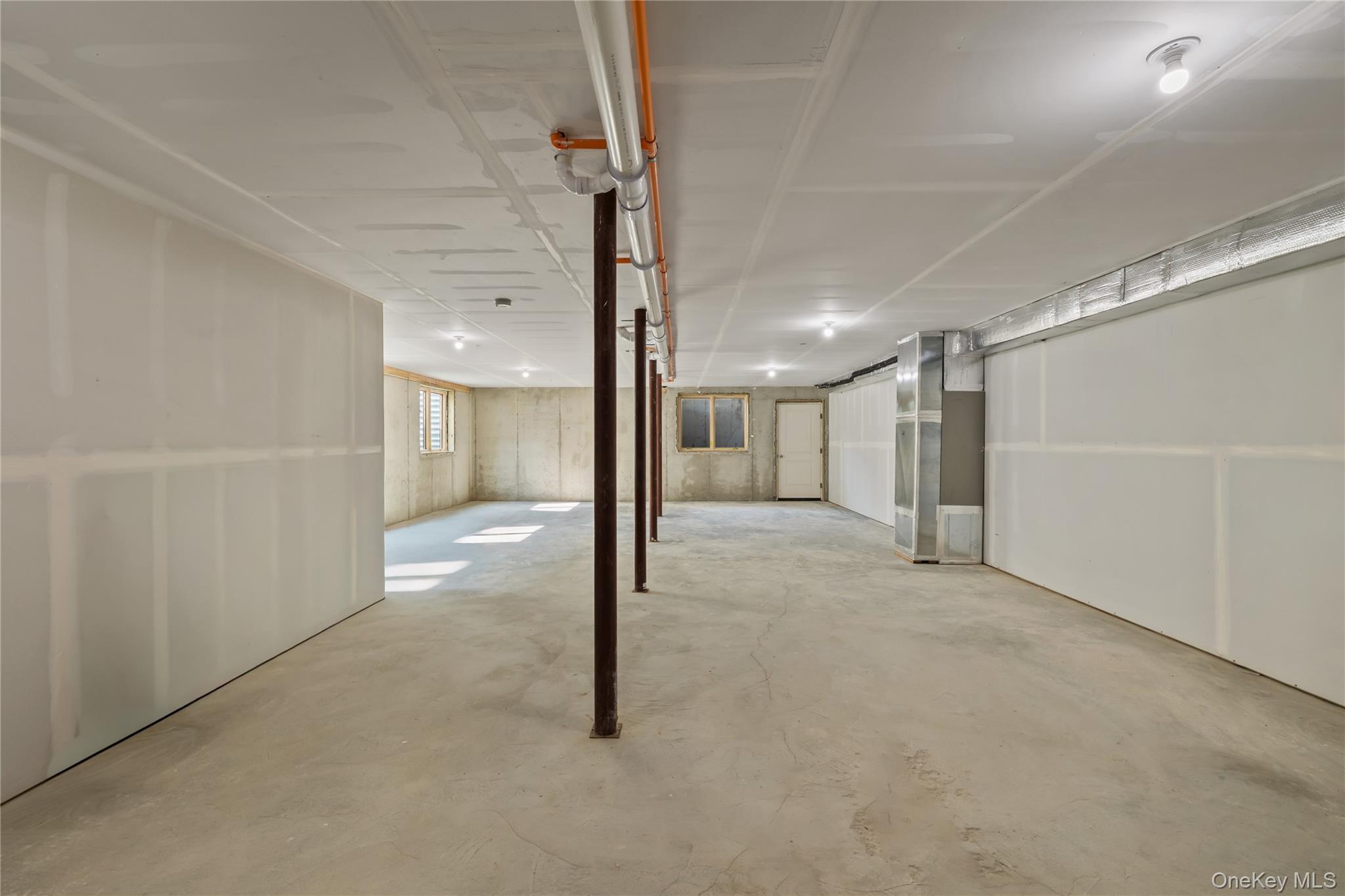 48 Noyes Avenue, Unit 201 photo 42
