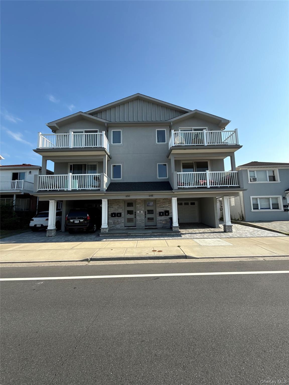 648 E Broadway – For Rent