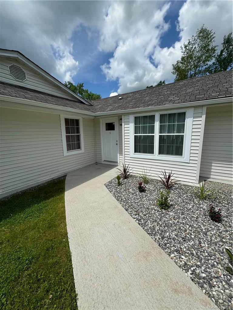 3180 State Route 52, Unit 2 photo 5