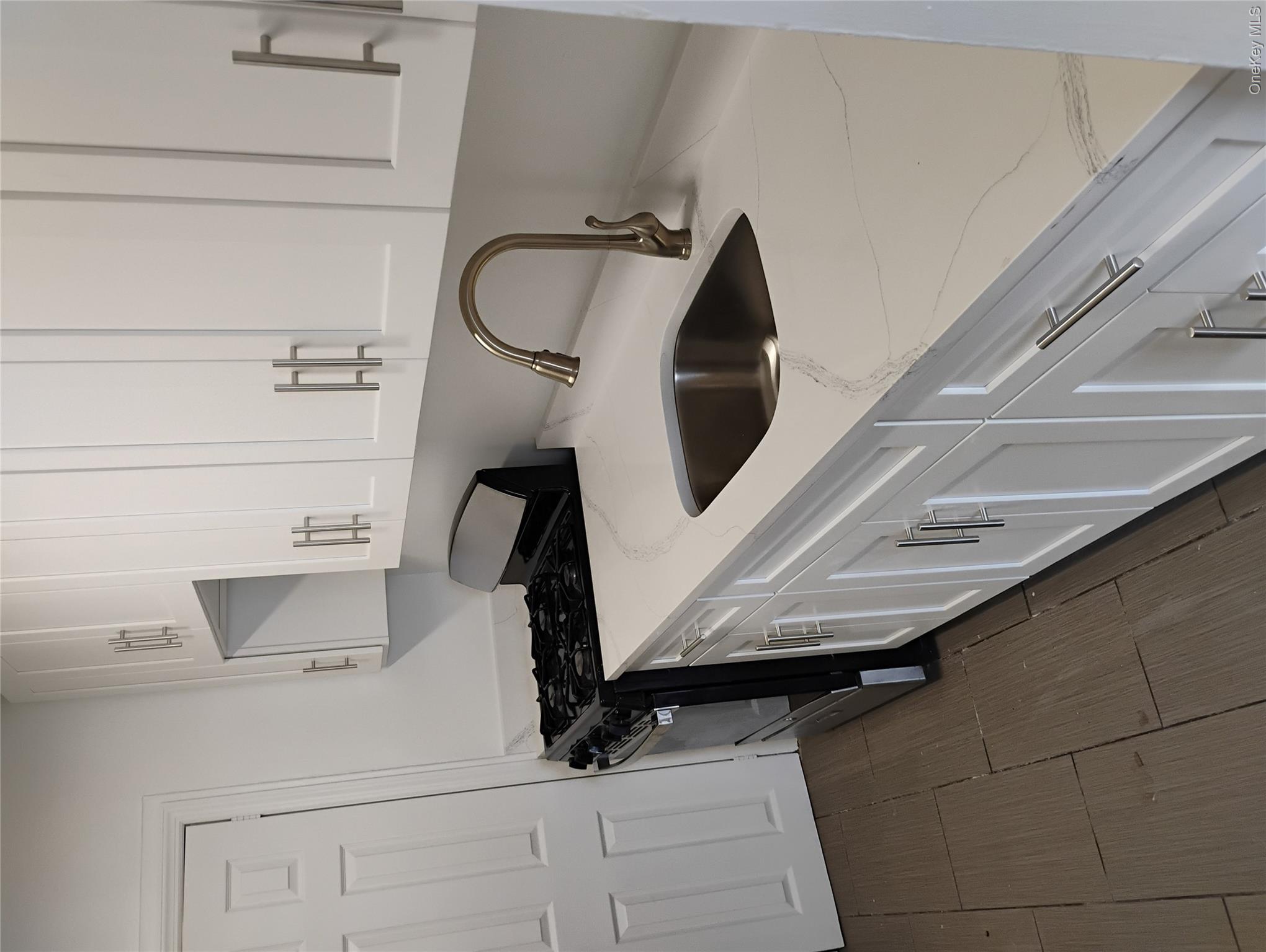 5 Fordham Hill Oval, Unit 9A photo 6