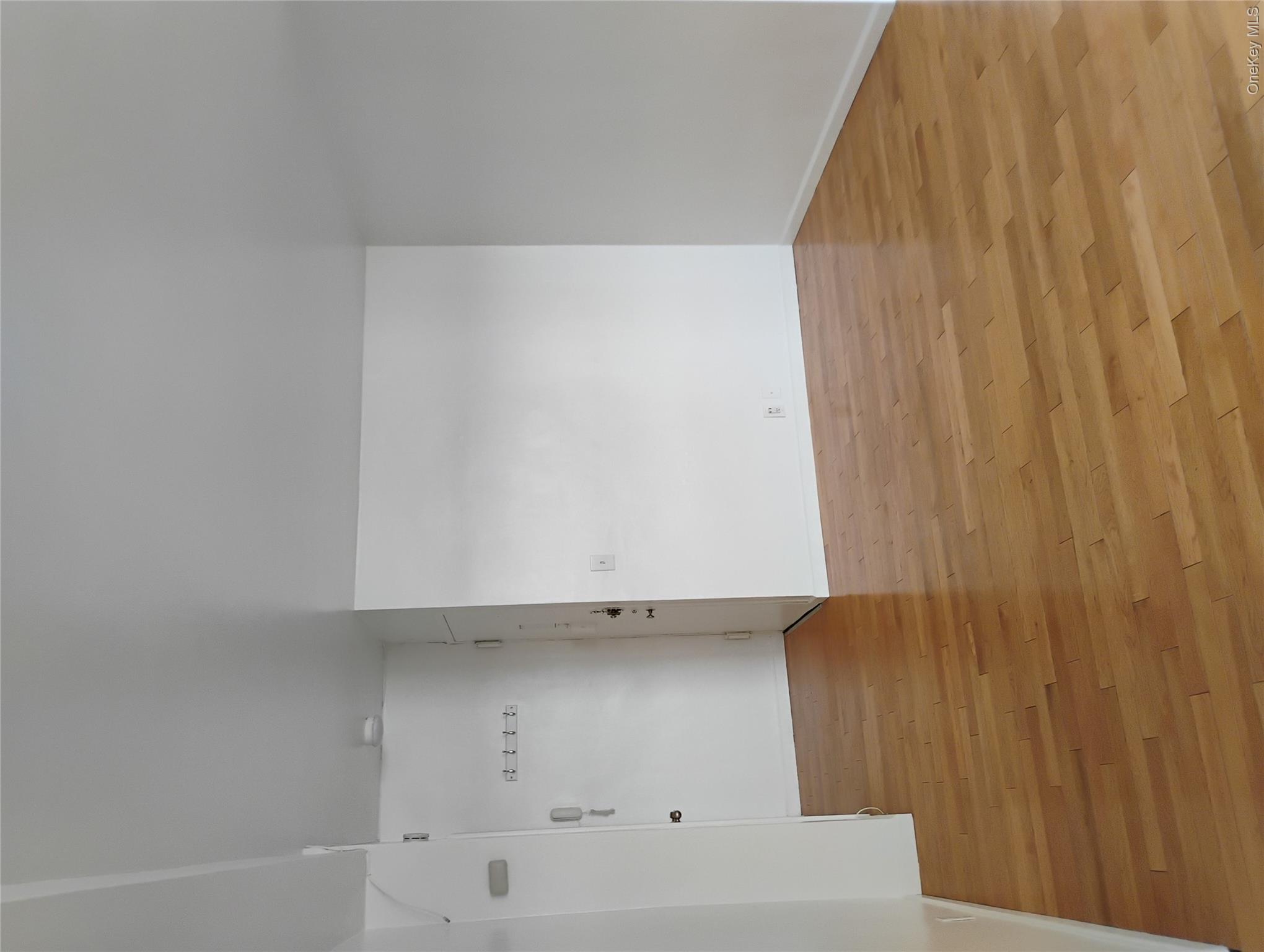5 Fordham Hill Oval, Unit 9A photo 2