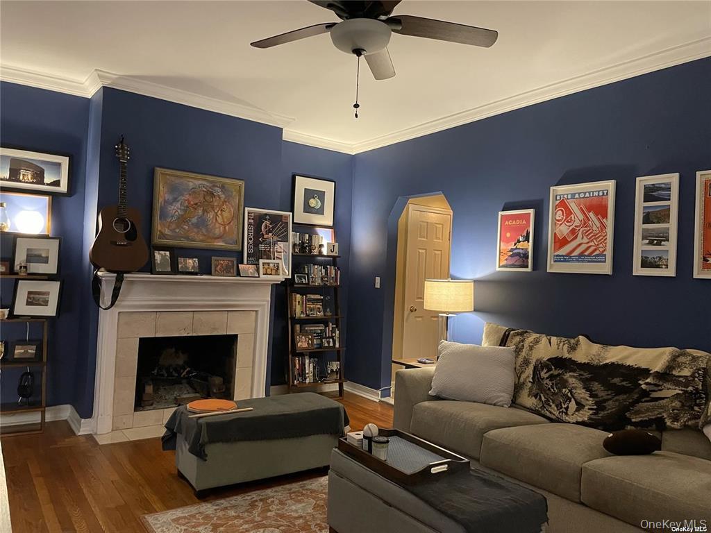 840 Bronx River Road, Unit 3B photo 3