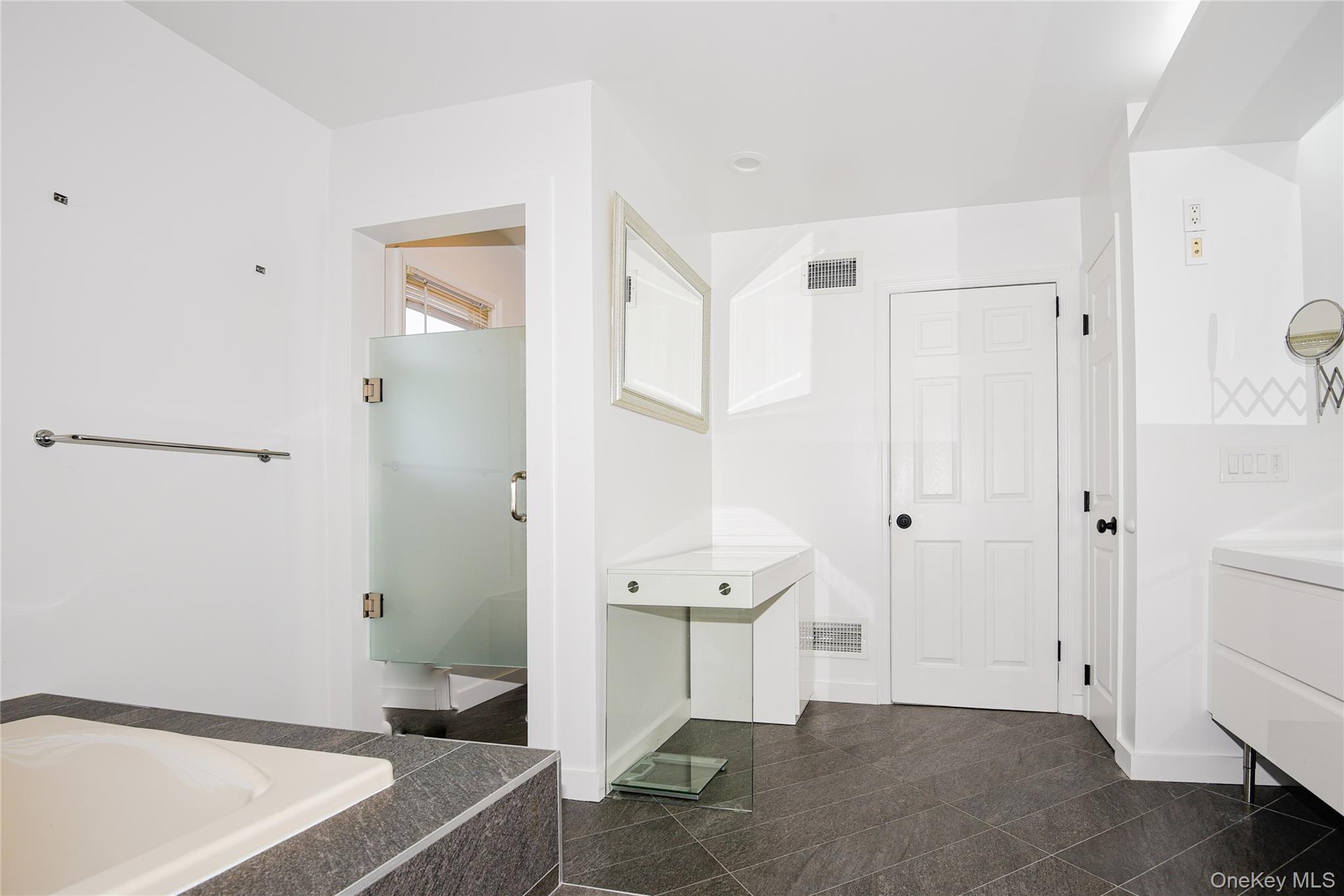 5 Home Court – For Sale photo 29
