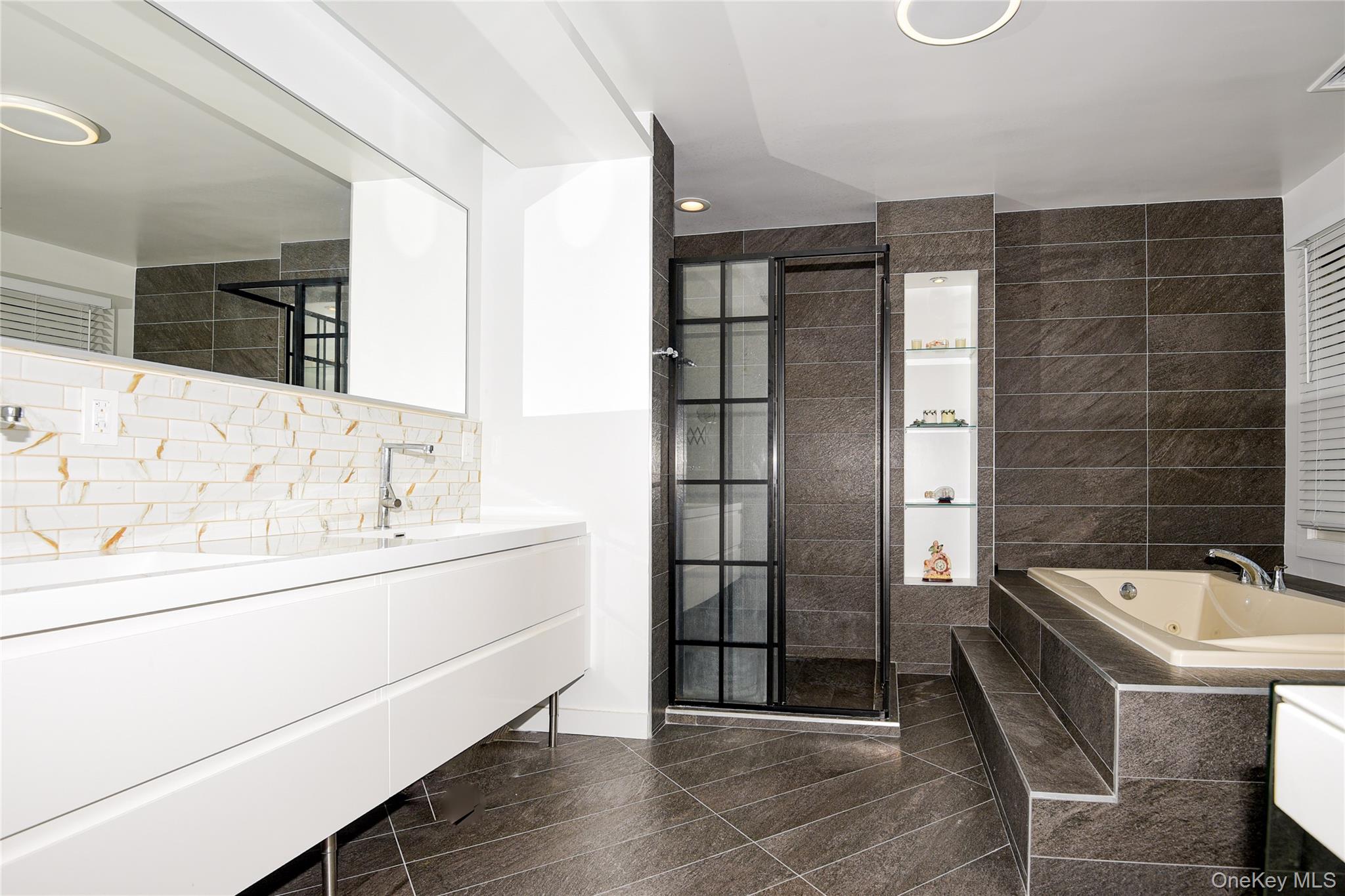 5 Home Court – For Sale photo 27
