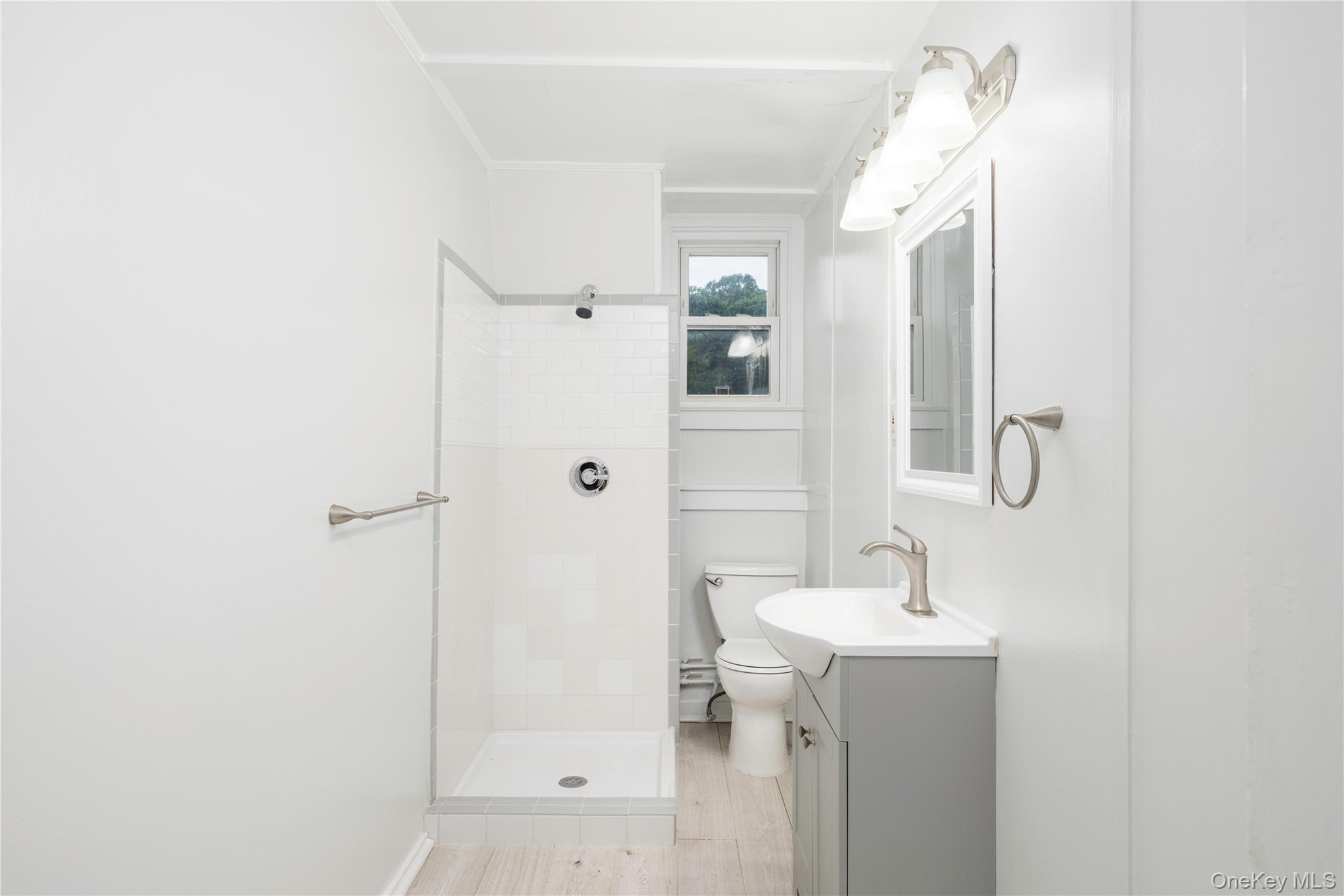 4 Main Street, Unit 6 photo 8