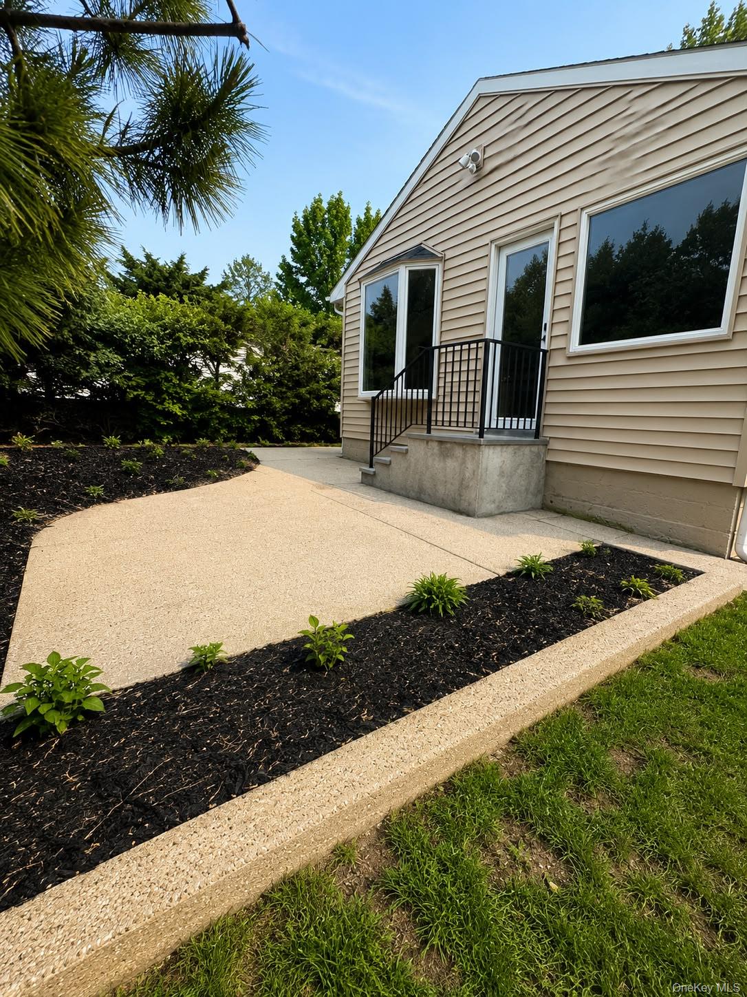 5 Warren Pl Plainview – For Sale photo 18