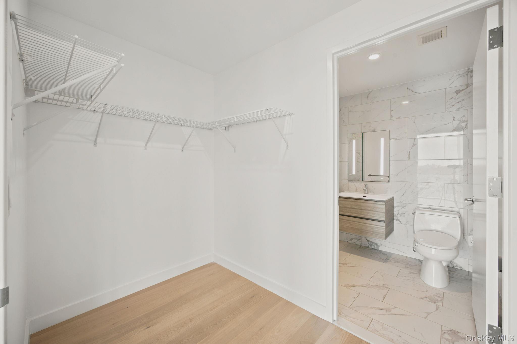 13101 40th Road, Unit 20Z photo 17