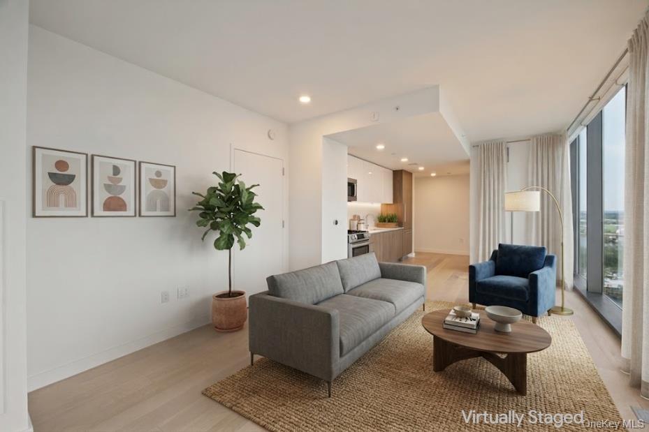 13101 40th Road, Unit 20Z photo 7