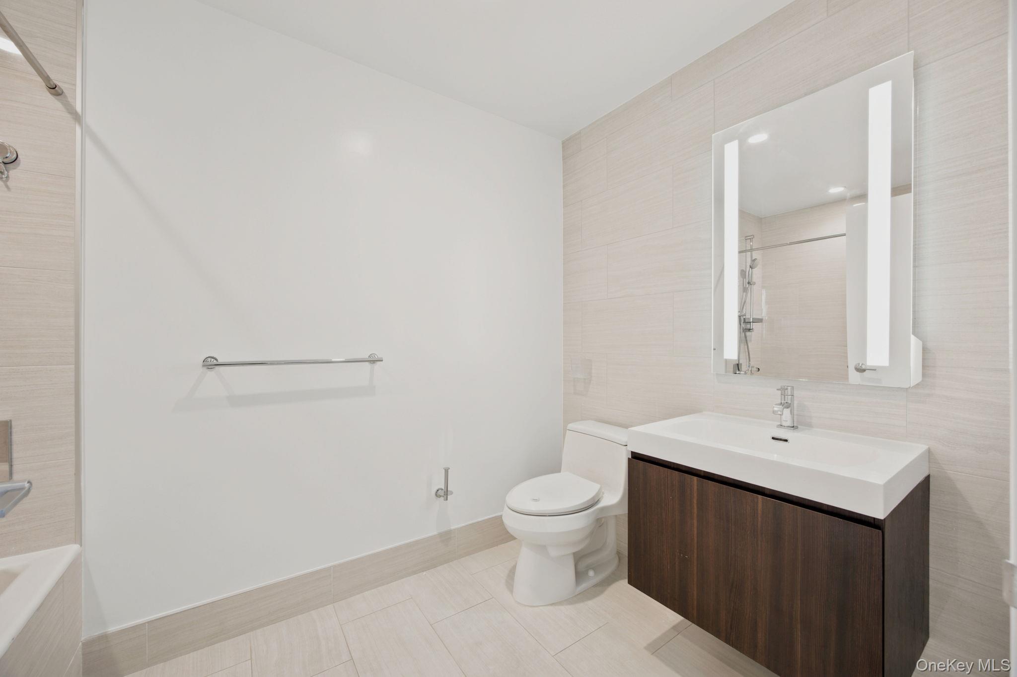 13101 40th Road, Unit 20Z photo 9