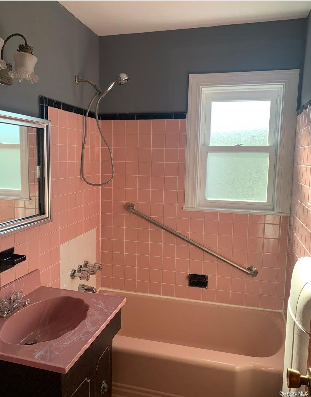 136-25 62nd Avenue, Unit 2 photo 11