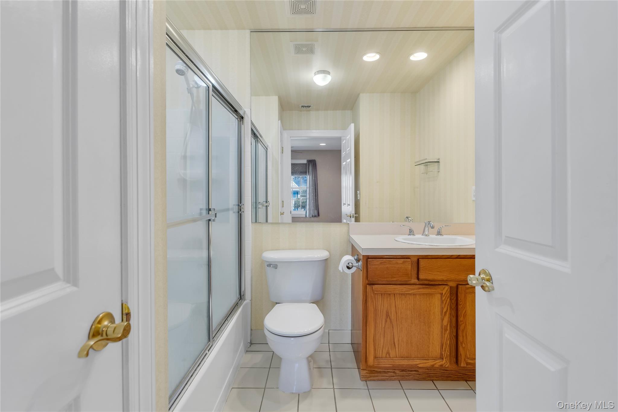1118 Savoy Drive – For Sale photo 9
