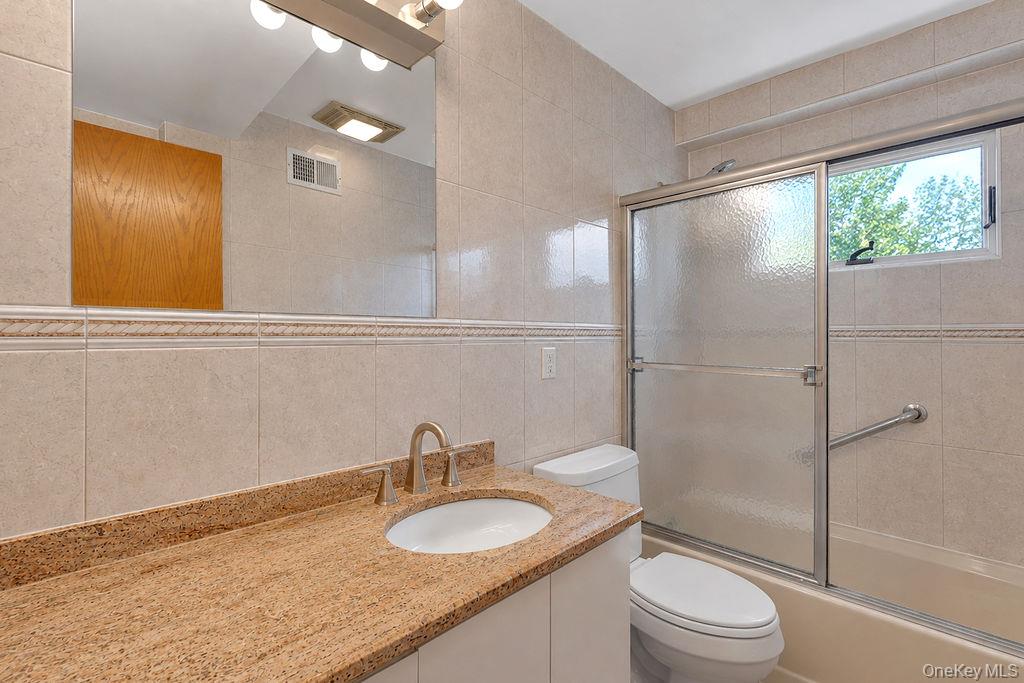 162-15 88th Street – For Sale photo 15