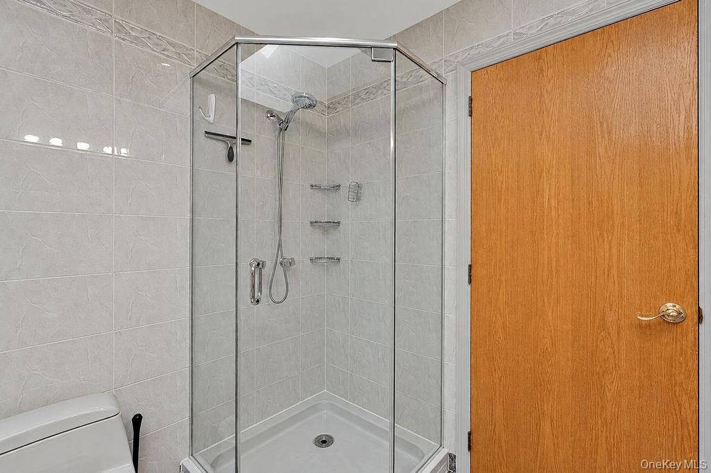 162-15 88th Street – For Sale photo 21