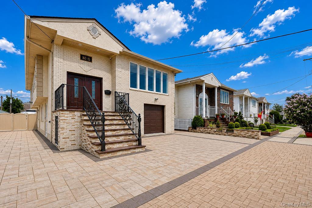 162-15 88th Street – For Sale