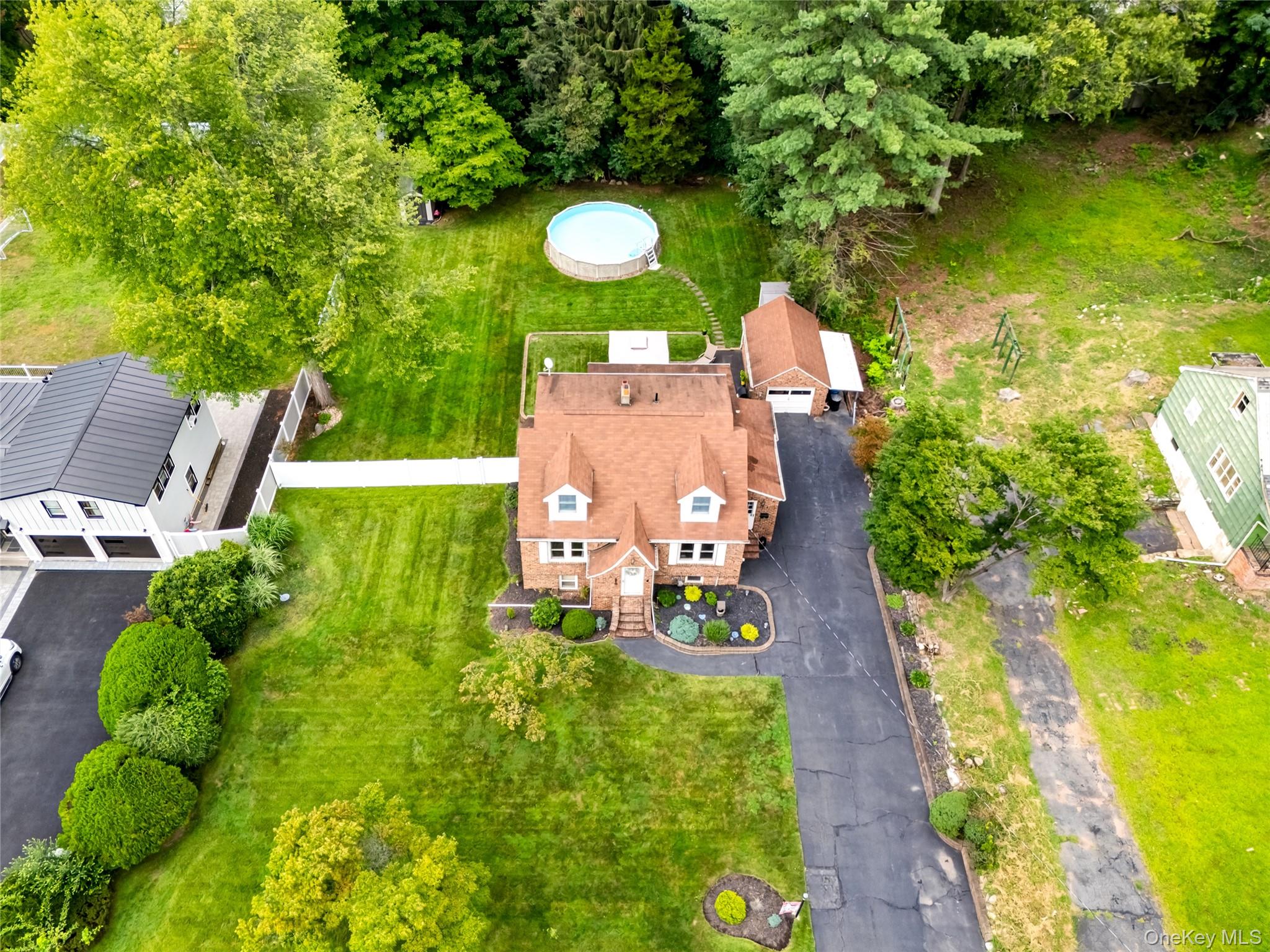 58 Second Street – For Sale photo 4